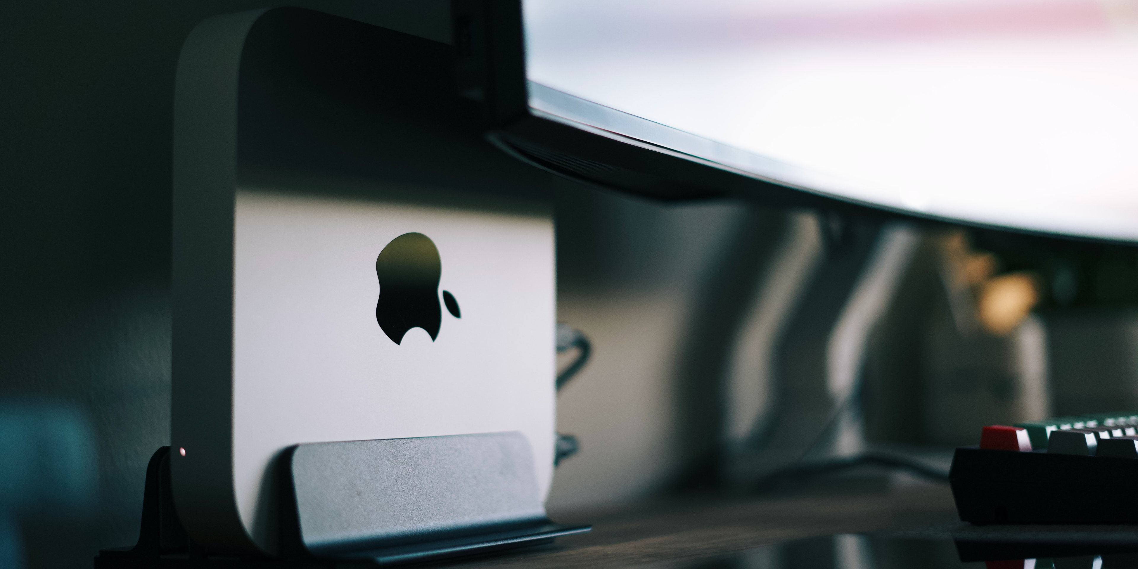 /bc/images/Apple-M1-Mac-mini-under-monitor.jpg /bc/images/Apple-M1-Mac-mini-under-monitor.jpg