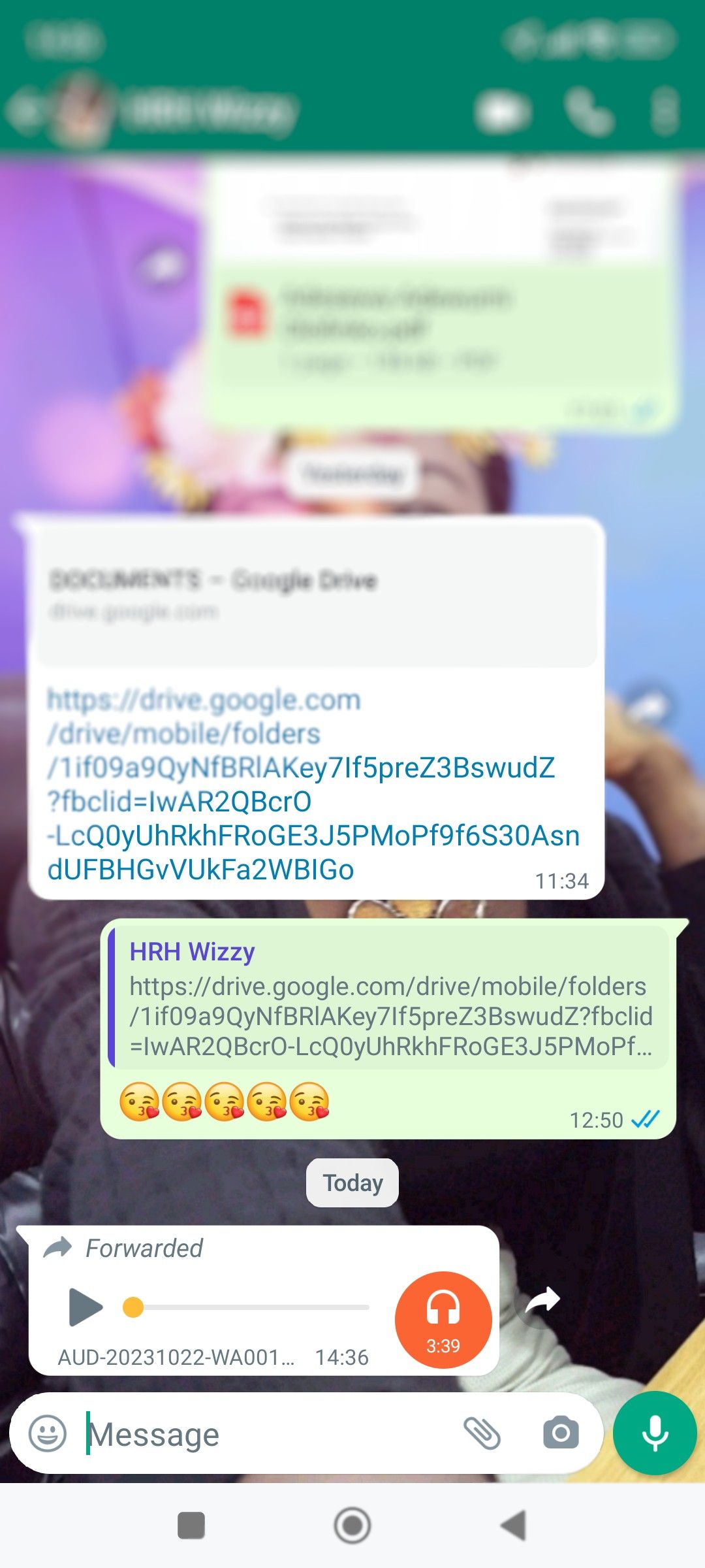 /bc/images/a-whatsapp-chat.jpg /bc/images/a-whatsapp-chat.jpg