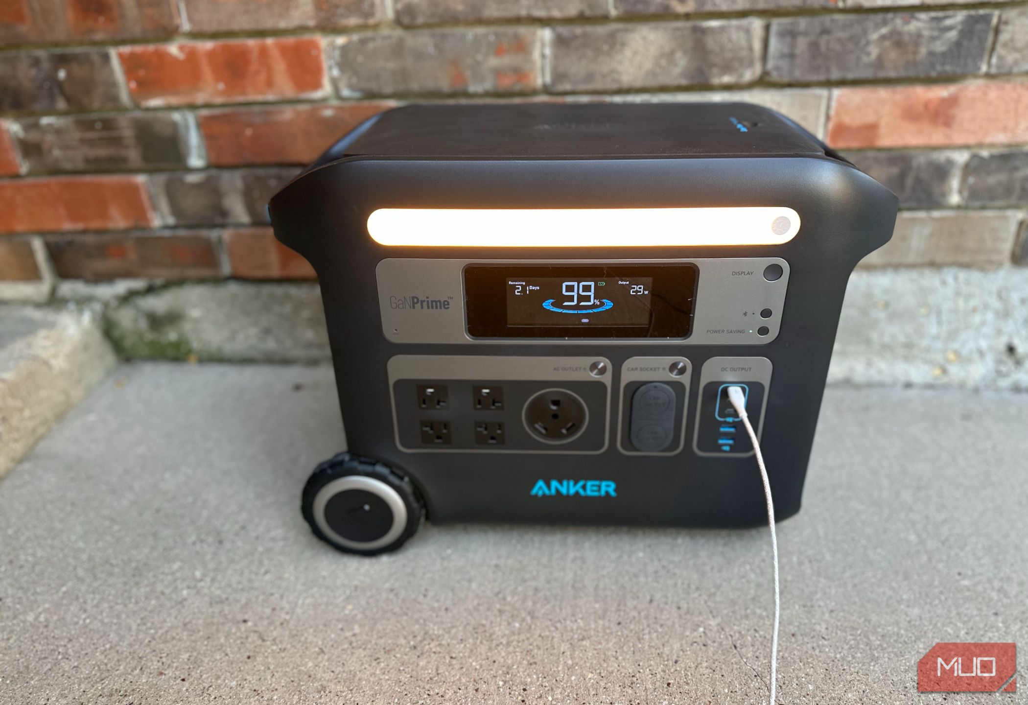 /bc/images/anker-solix-f2000-light.jpg /bc/images/anker-solix-f2000-light.jpg