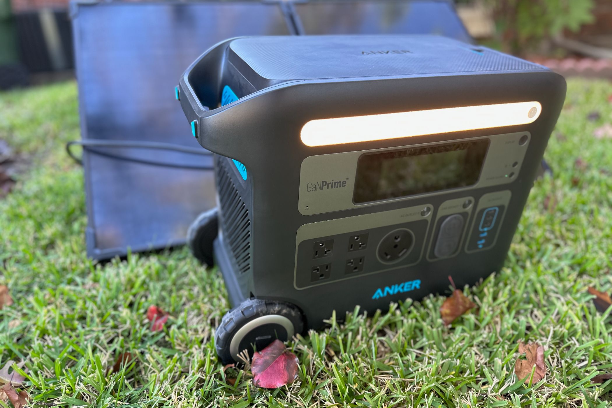 /bc/images/anker-solix-f2000-solar-charger.jpg /bc/images/anker-solix-f2000-solar-charger.jpg