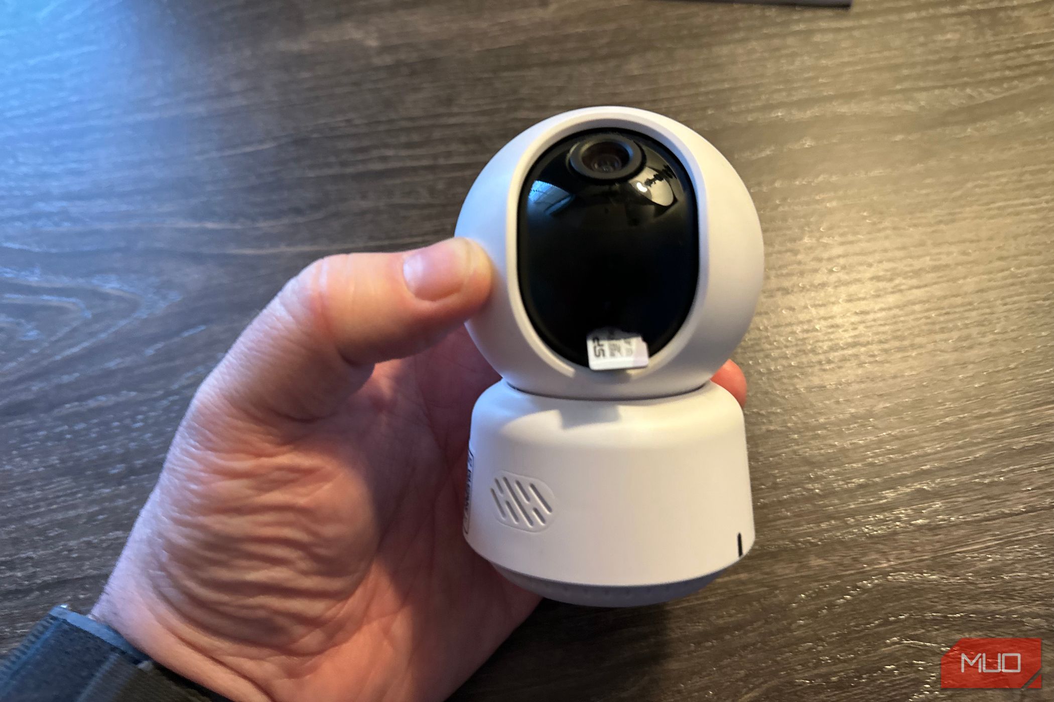 /bc/images/aqara-camera-e1-sd-card.jpg /bc/images/aqara-camera-e1-sd-card.jpg