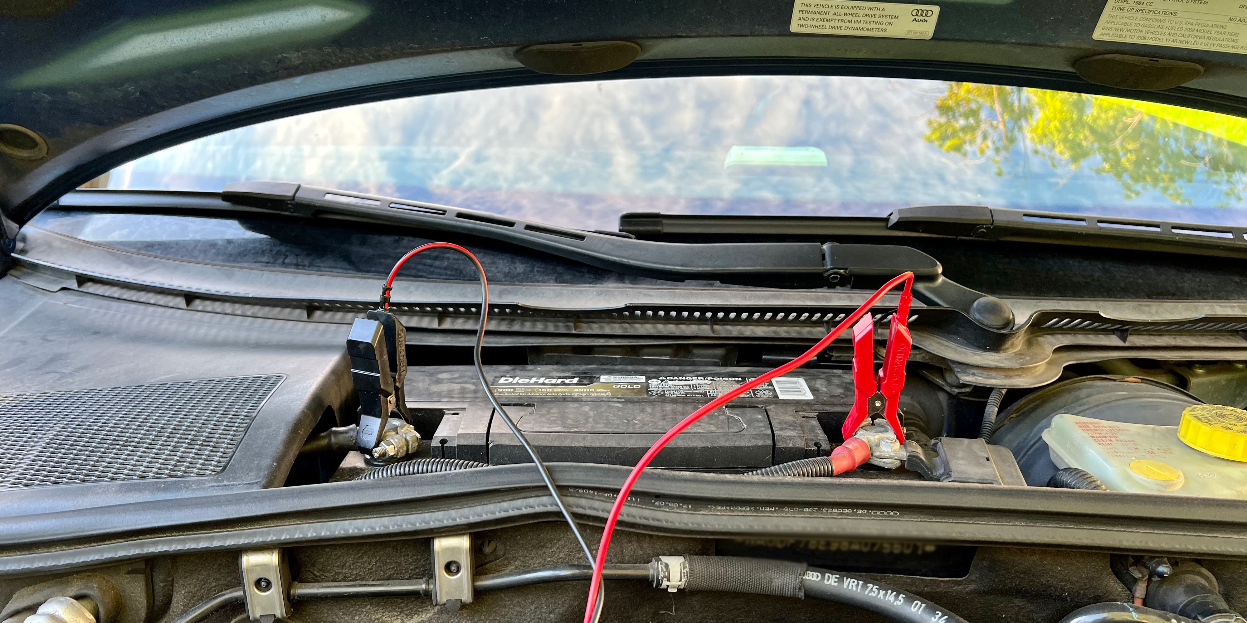 /bc/images/battery-terminals-connected-to-car-battery.jpg /bc/images/battery-terminals-connected-to-car-battery.jpg