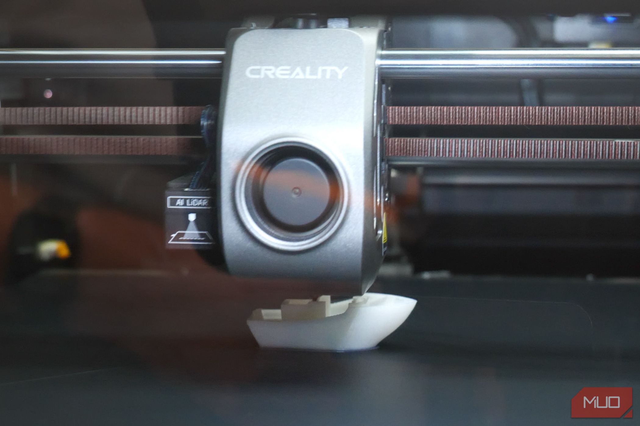 /bc/images/creality-k1-max-3d-printer-printing-benchy-moving-so-fast.jpg