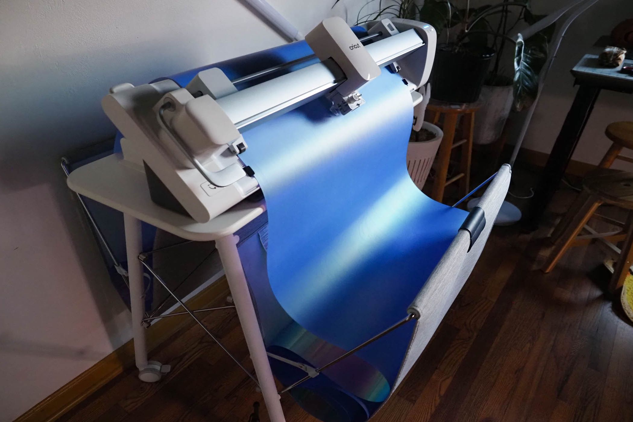 /bc/images/cricutventure_holocuttingside_resize.jpg /bc/images/cricutventure_holocuttingside_resize.jpg