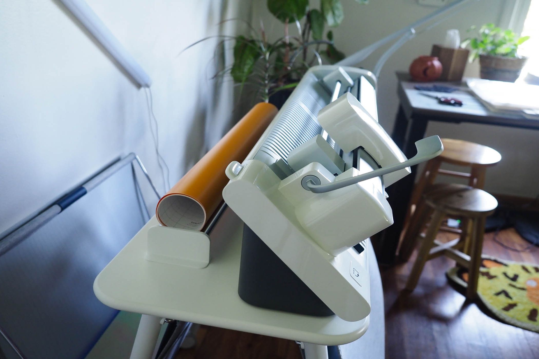 /bc/images/cricutventure_rollholder_resize.jpg /bc/images/cricutventure_rollholder_resize.jpg