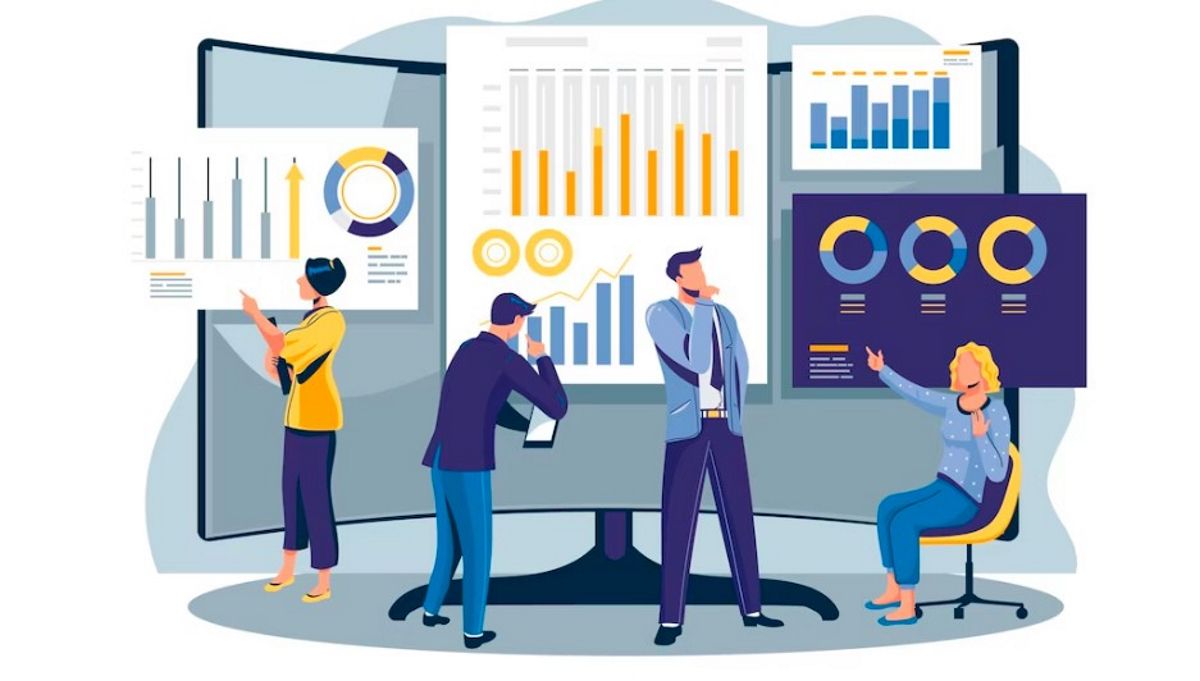 /bc/images/four-animated-characters-analyzing-growth-charts.jpg /bc/images/four-animated-characters-analyzing-growth-charts.jpg