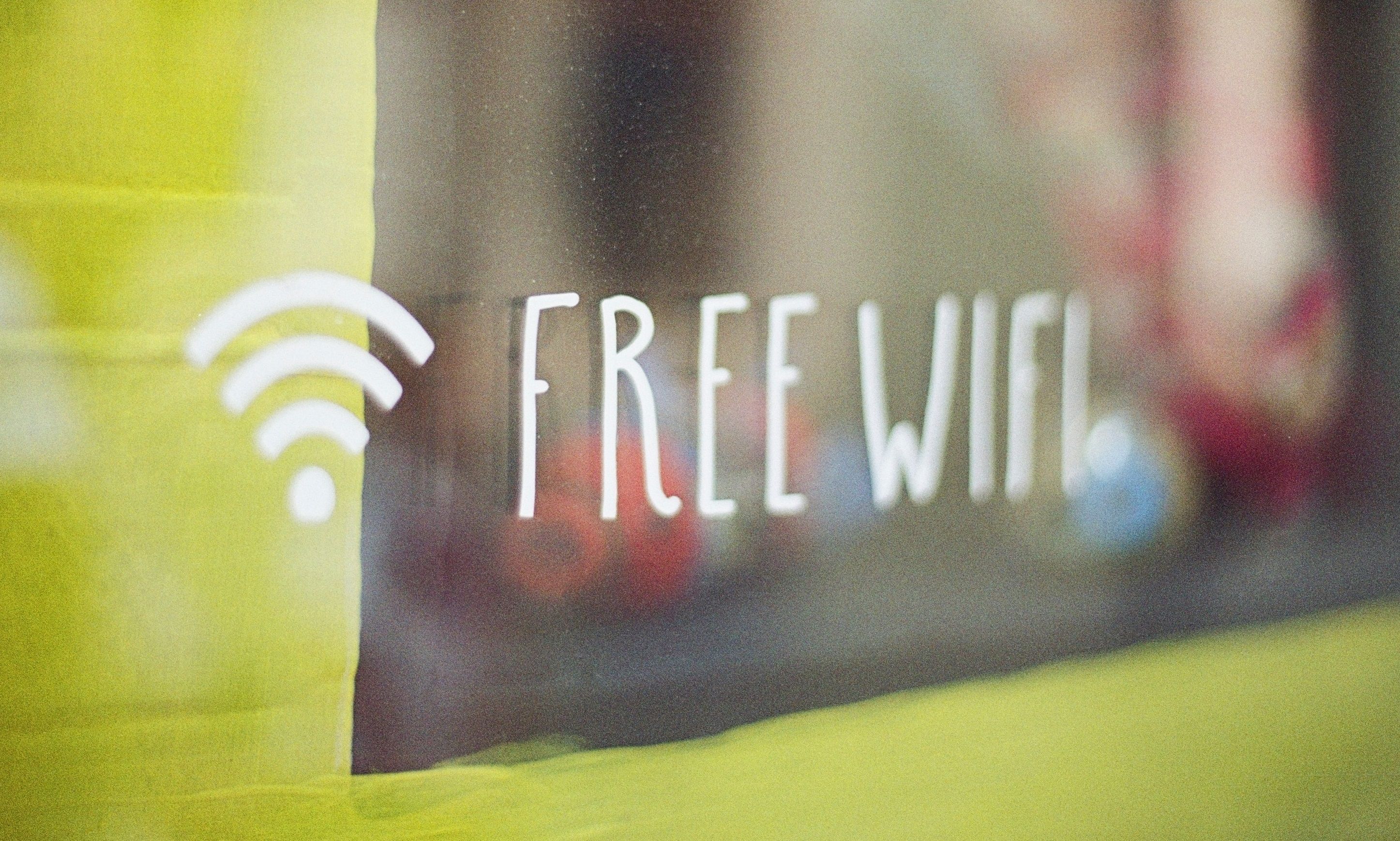 /bc/images/free-wifi-notice-on-glass-window.jpg /bc/images/free-wifi-notice-on-glass-window.jpg