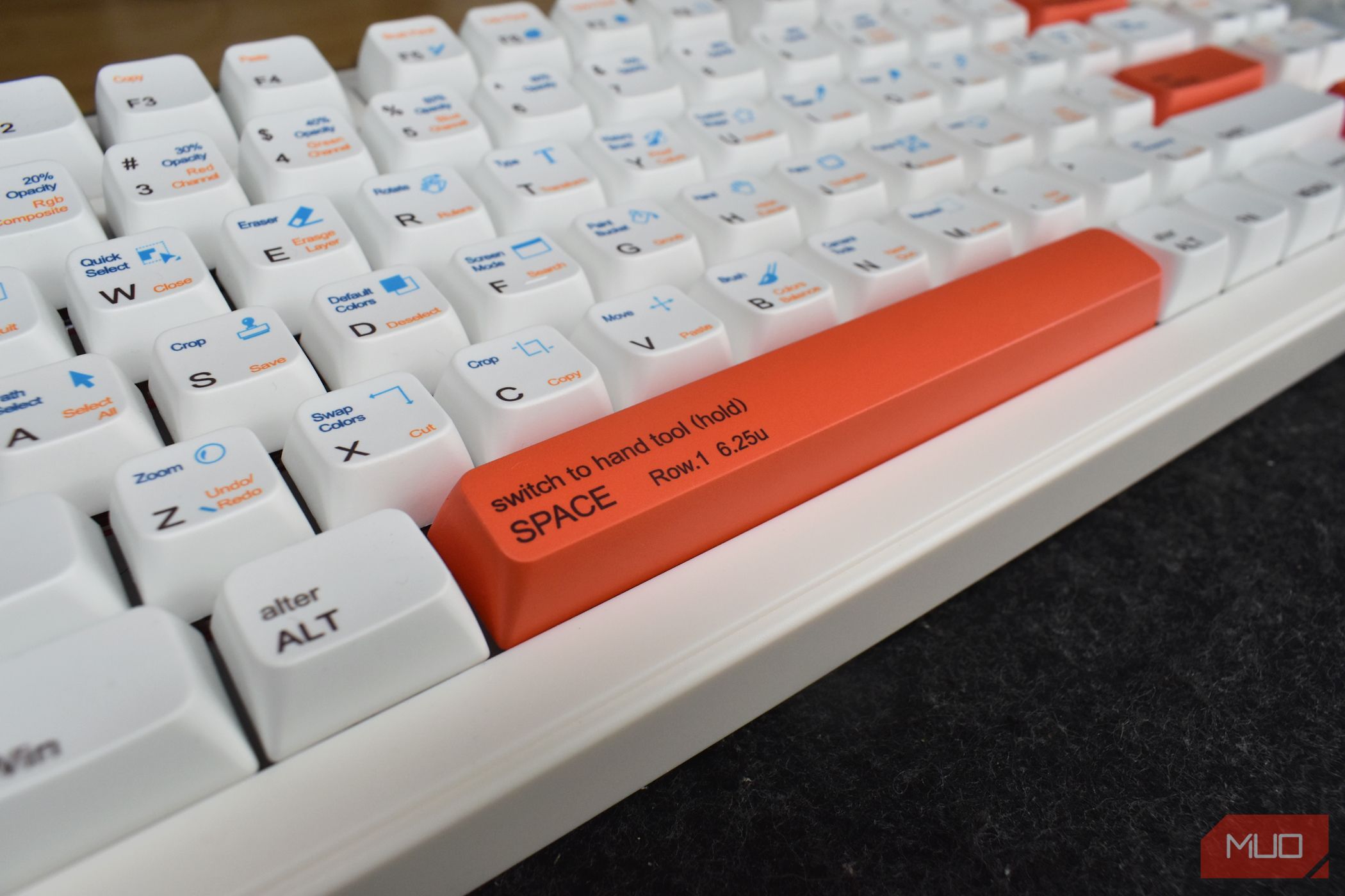 /bc/images/gamakay-lk75-keyboard-space-bar-close-view.jpg /bc/images/gamakay-lk75-keyboard-space-bar-close-view.jpg