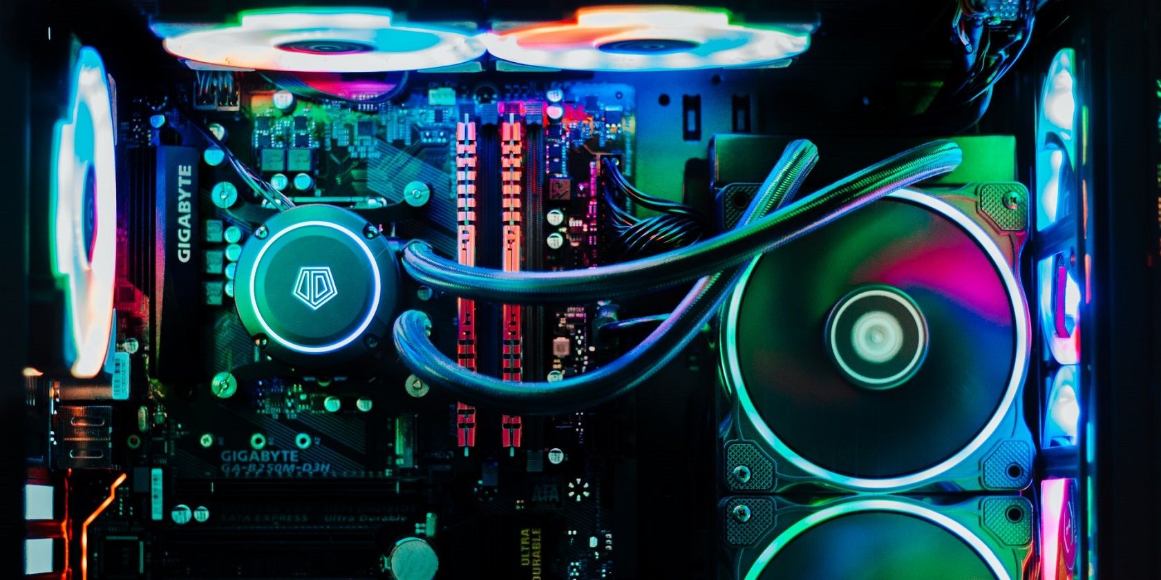/bc/images/gaming-pc-with-rigb-lights.jpg /bc/images/gaming-pc-with-rigb-lights.jpg