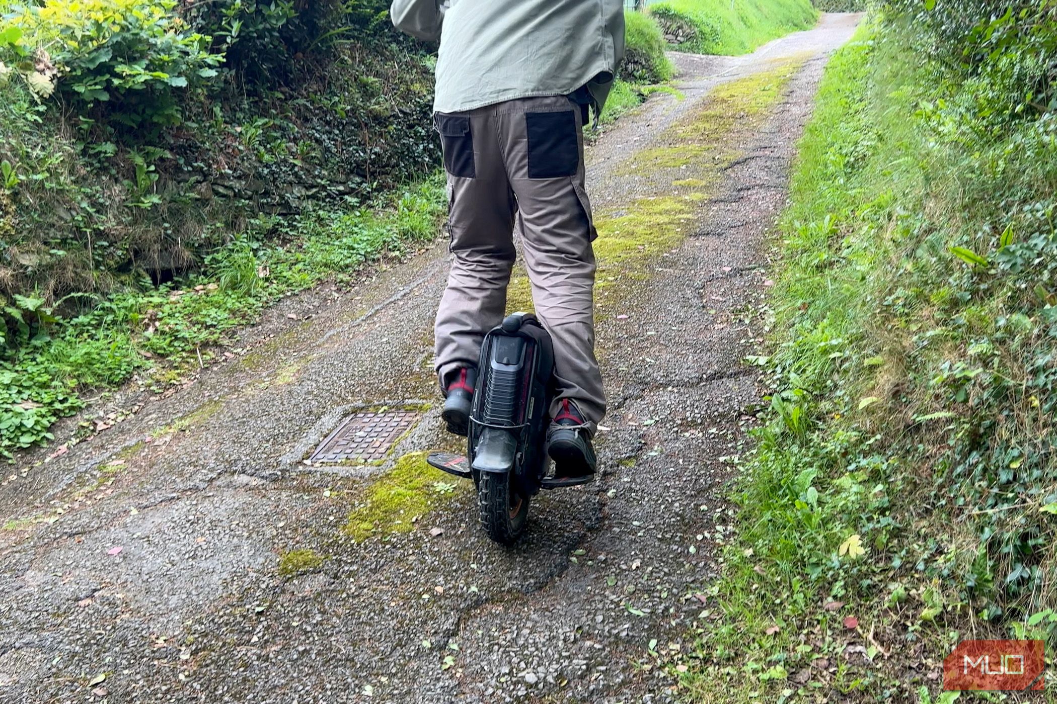 /bc/images/inmotion-v12ht-falling-off-35-angle-hill.jpg /bc/images/inmotion-v12ht-falling-off-35-angle-hill.jpg