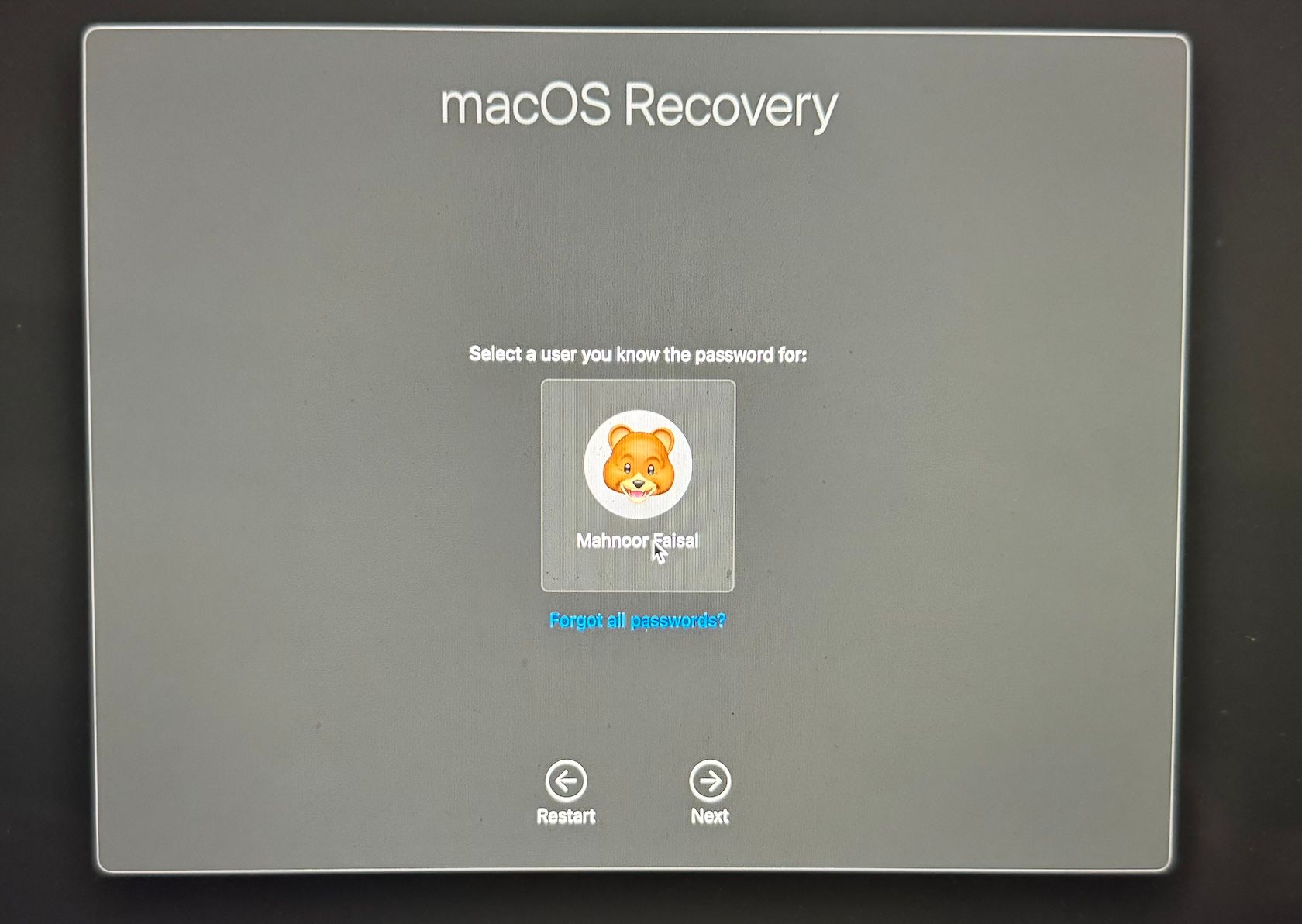 /bc/images/macos-recovery-screen.jpeg /bc/images/macos-recovery-screen.jpeg