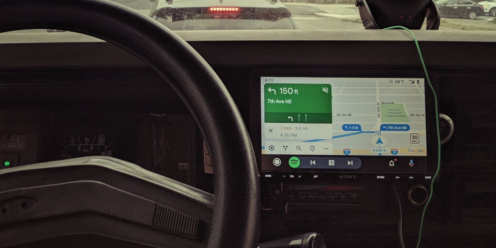 /bc/images/muo-tech-explained-android-auto-dash.jpg /bc/images/muo-tech-explained-android-auto-dash.jpg
