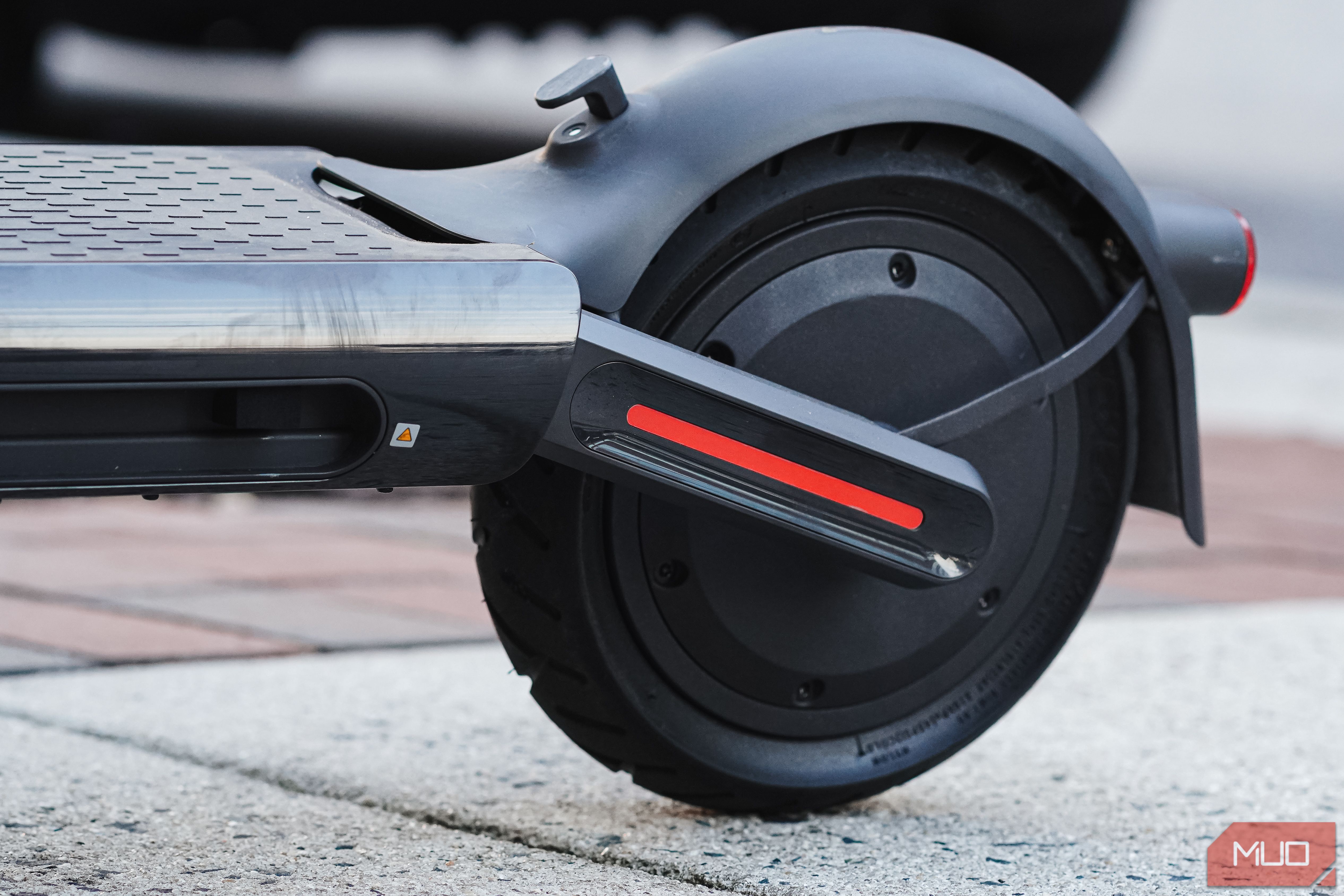 /bc/images/navee-s65c-close-up-of-back-wheel-stationary-3.jpg /bc/images/navee-s65c-close-up-of-back-wheel-stationary-3.jpg