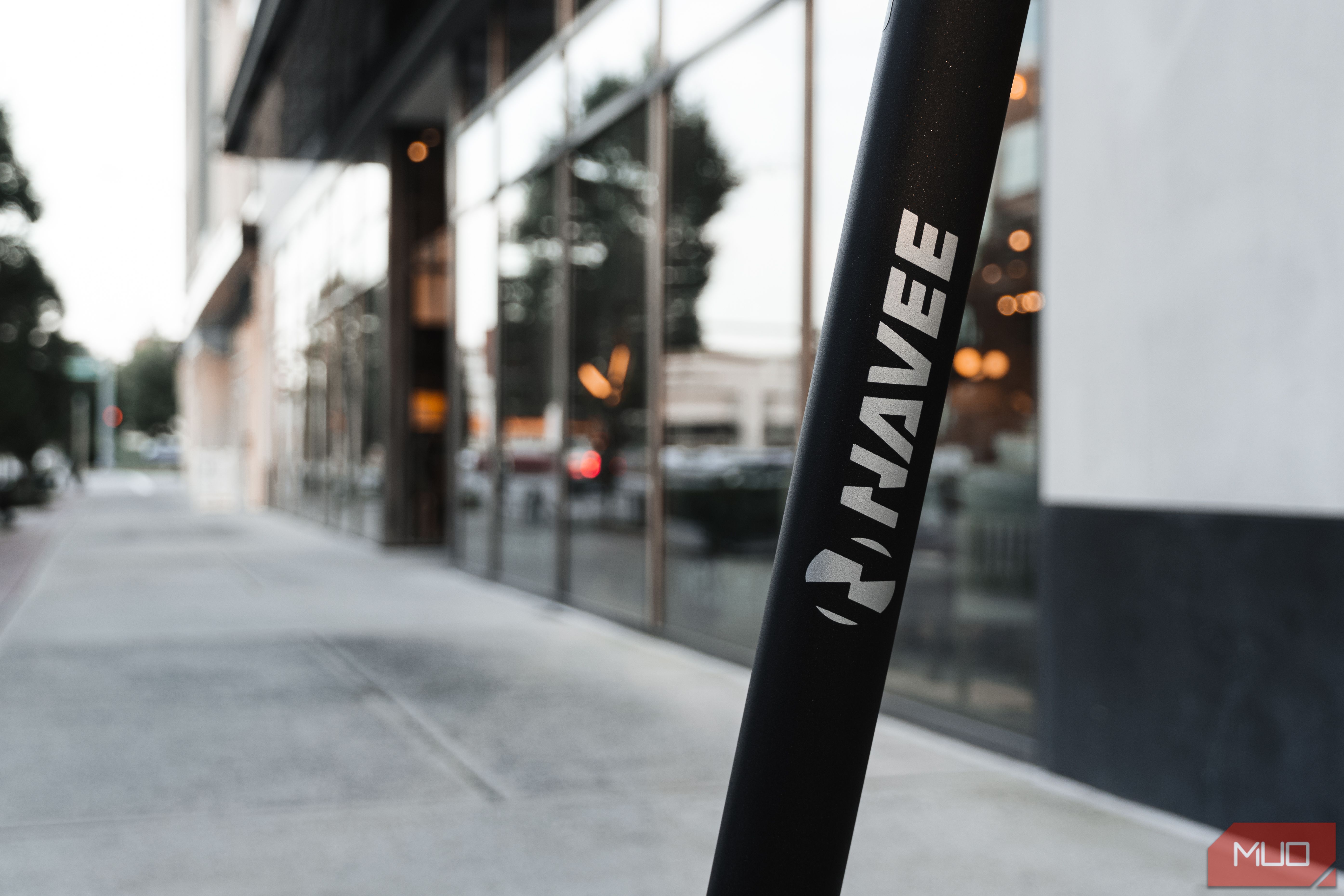 /bc/images/navee-s65c-logo-on-the-side-of-the-scooter-in-a-city-3.jpg /bc/images/navee-s65c-logo-on-the-side-of-the-scooter-in-a-city-3.jpg