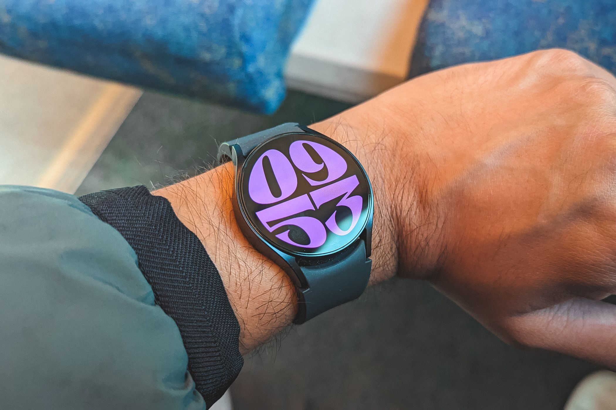 /bc/images/samsung-galaxy-watch-6-worn-in-hand-2.jpg /bc/images/samsung-galaxy-watch-6-worn-in-hand-2.jpg