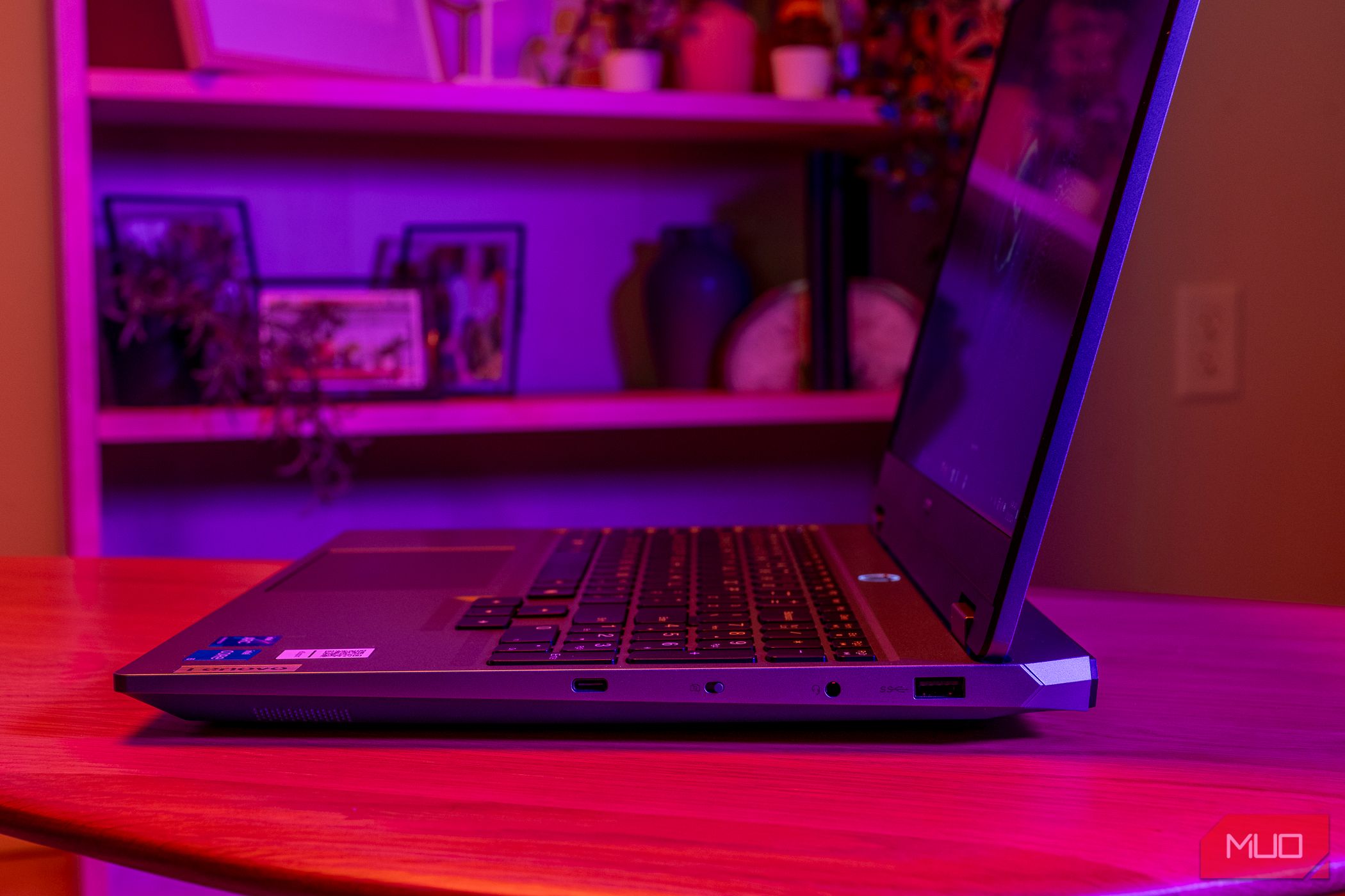 /bc/images/the-ports-on-the-right-side-of-the-lenovo-loq-15iax9i_53589367141_o.jpg /bc/images/the-ports-on-the-right-side-of-the-lenovo-loq-15iax9i_53589367141_o.jpg