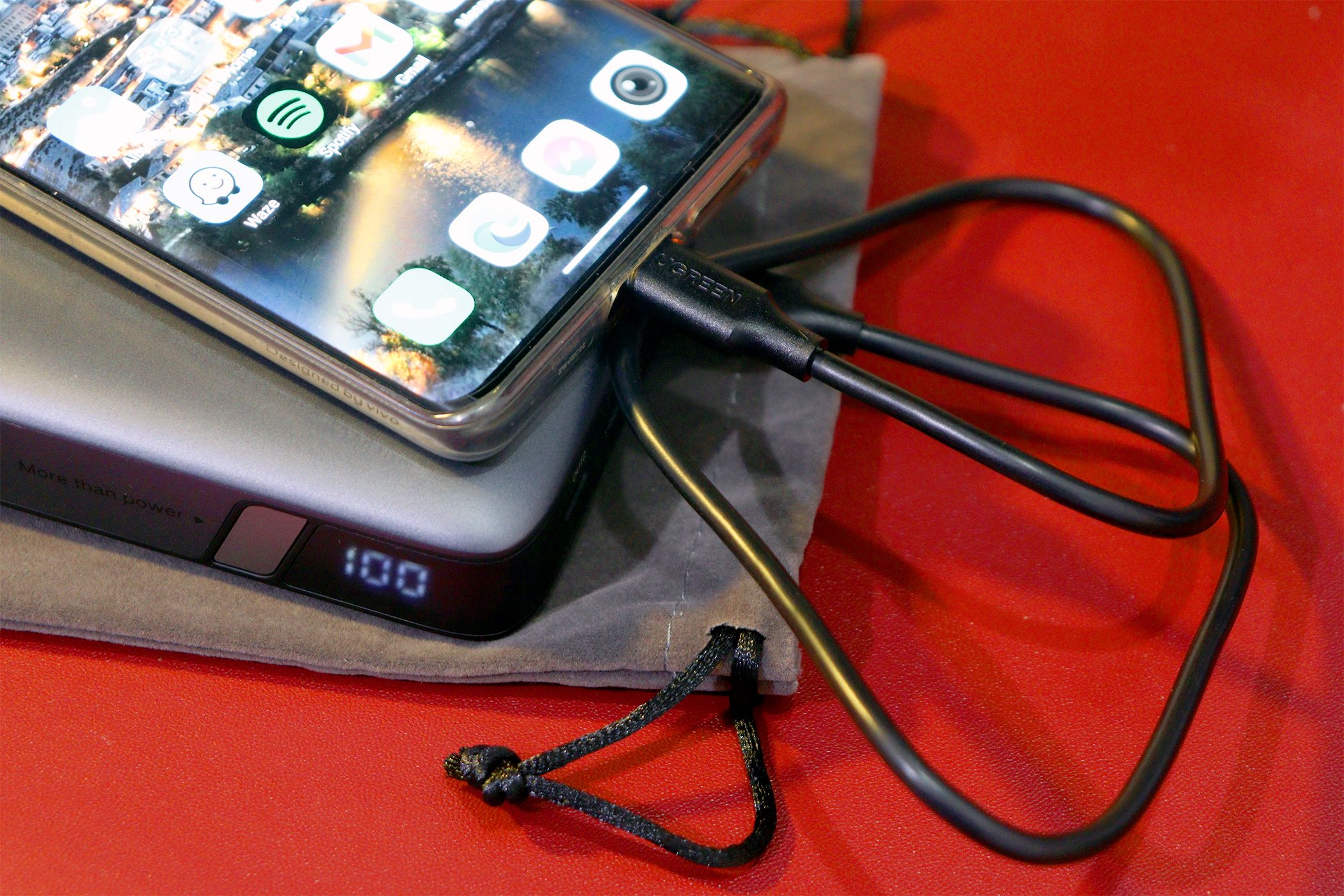 /bc/images/ugreen-fast-charging-power-bank-included-items.jpg /bc/images/ugreen-fast-charging-power-bank-included-items.jpg