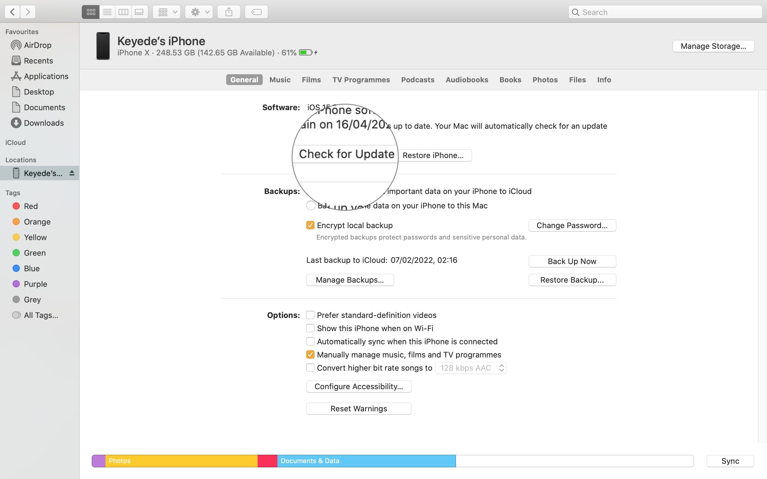 /bc/images/update-iPhone-with-Mac.jpg /bc/images/update-iPhone-with-Mac.jpg