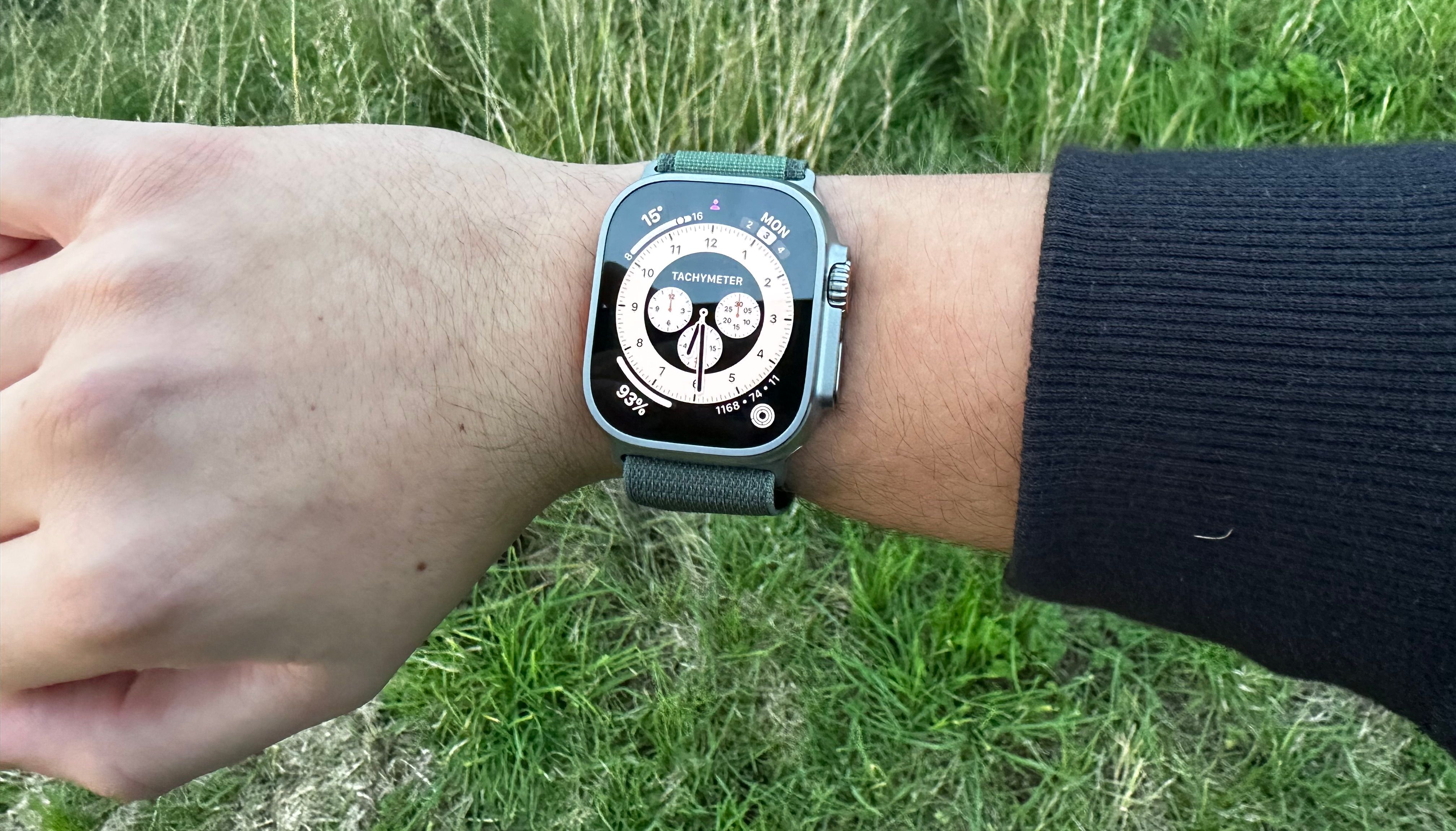 /nl/images/Apple-Watch-Ultra-on-Wrist.jpeg