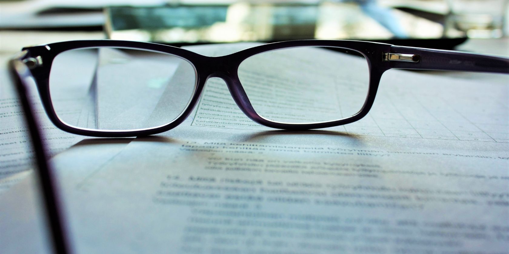 /pl/images/black-framed-eyeglasses-on-white-printing-paper.jpg /pl/images/black-framed-eyeglasses-on-white-printing-paper.jpg
