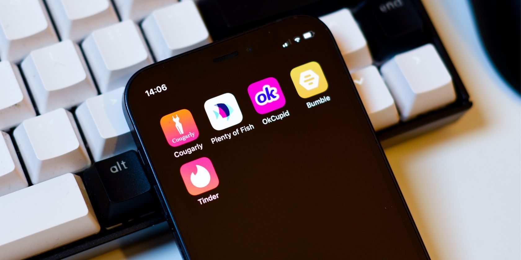 /pl/images/dating-apps-so-similar-featured-image.jpg /pl/images/dating-apps-so-similar-featured-image.jpg