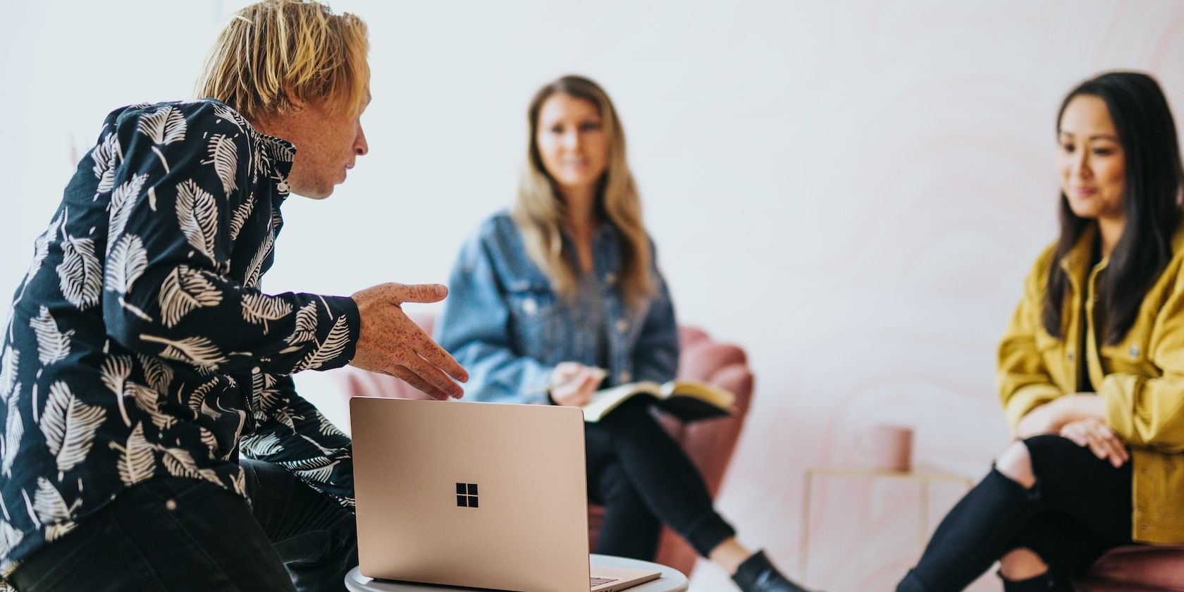 /pl/images/student-presenting-work-on-laptop-unsplashfi-1.jpg /pl/images/student-presenting-work-on-laptop-unsplashfi-1.jpg