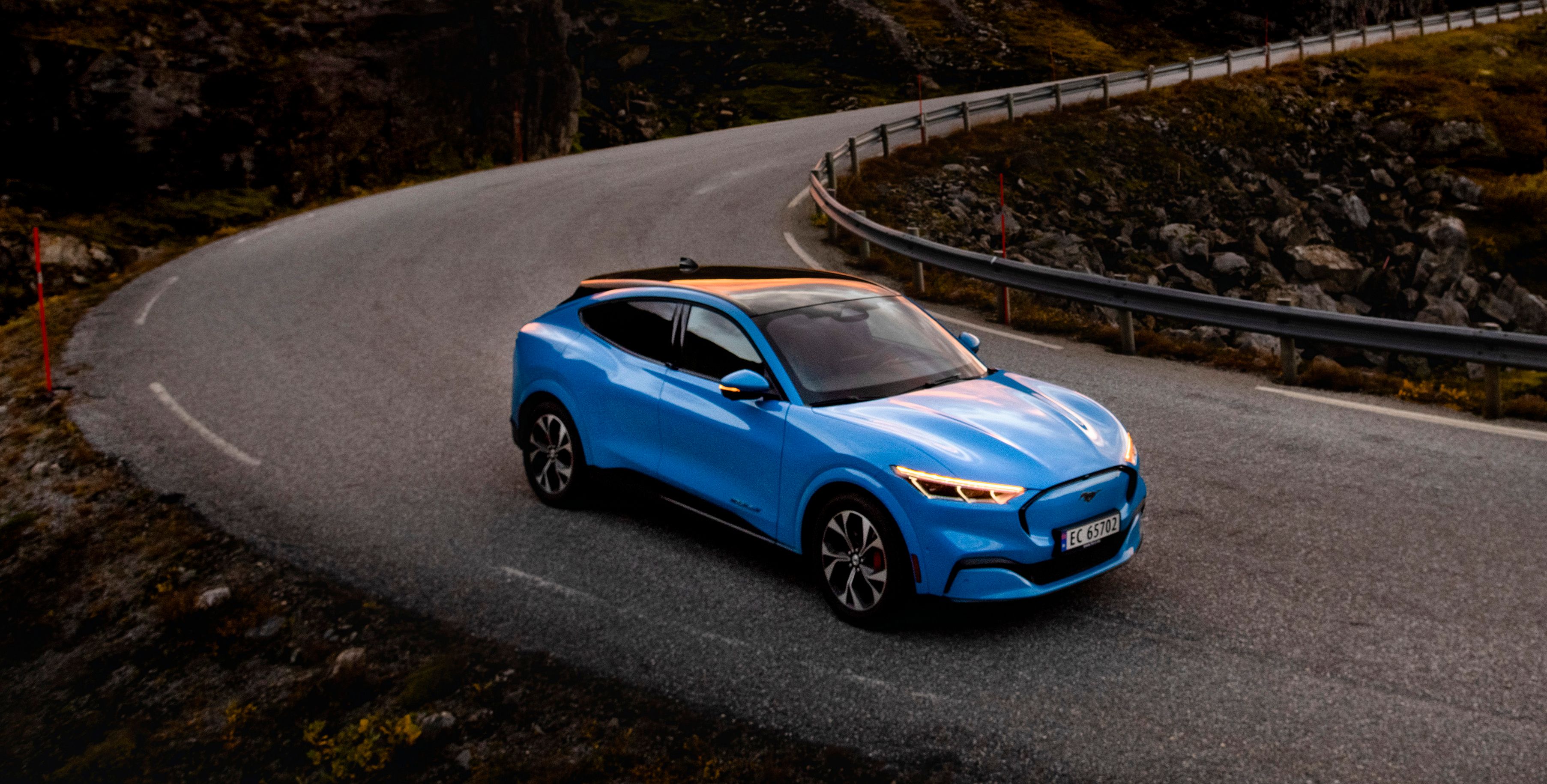 /pt/images/2021_ford_mach-e_norway_08.jpg