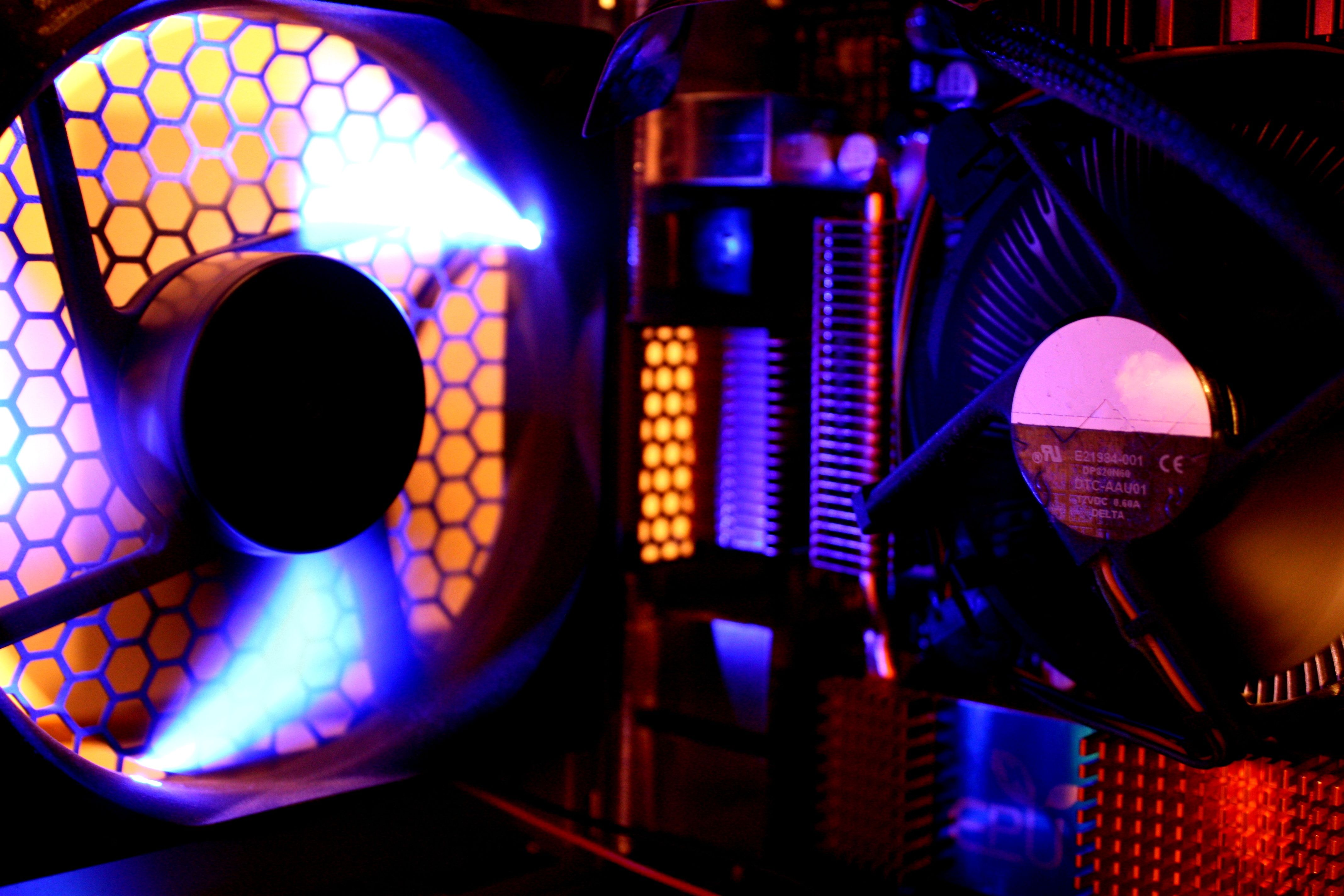 /pt/images/Computer-Desktop-Case-Fan.jpg