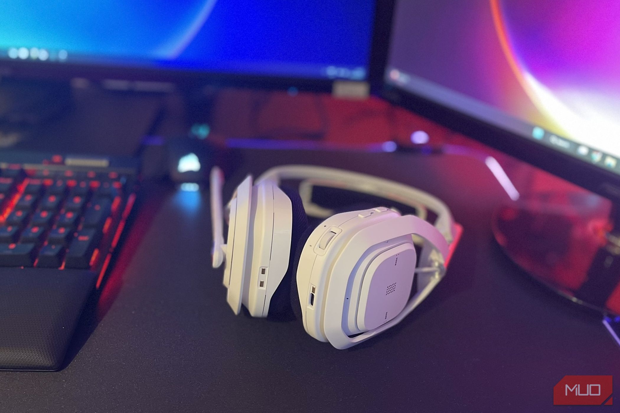 /pt/images/astro-a50-x-earcup-close-up.jpg