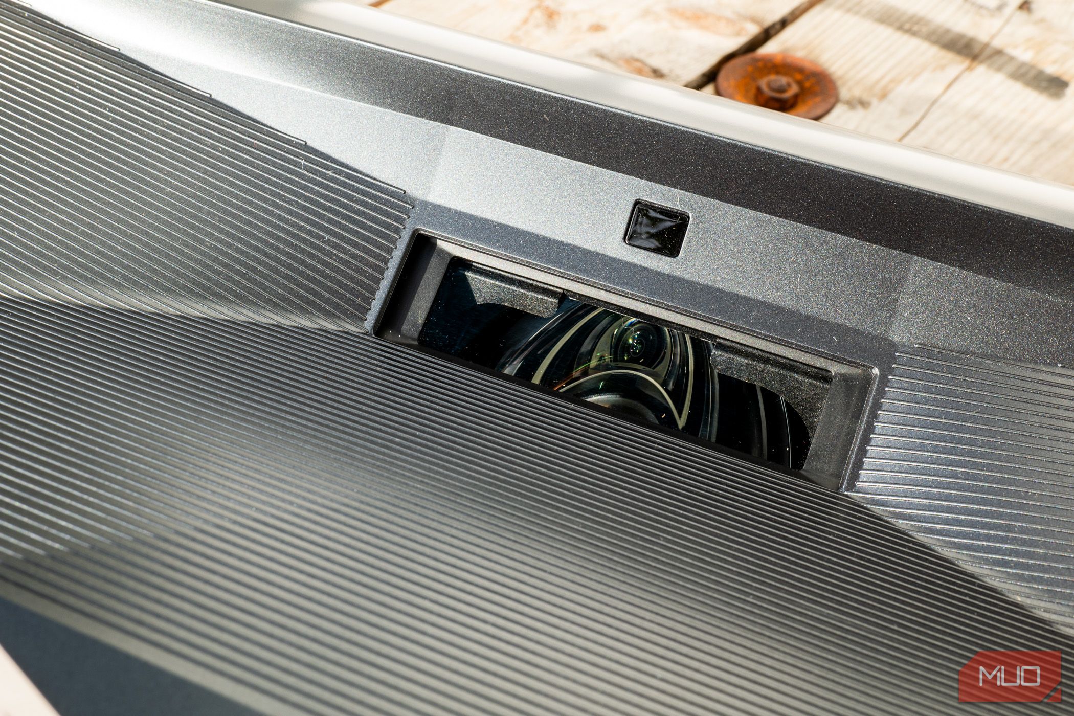 /pt/images/awolvision-ltv-3500-close-up-of-lens.jpg