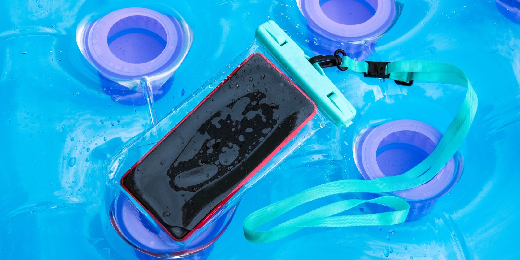 /pt/images/best-waterproof-pouch.jpg