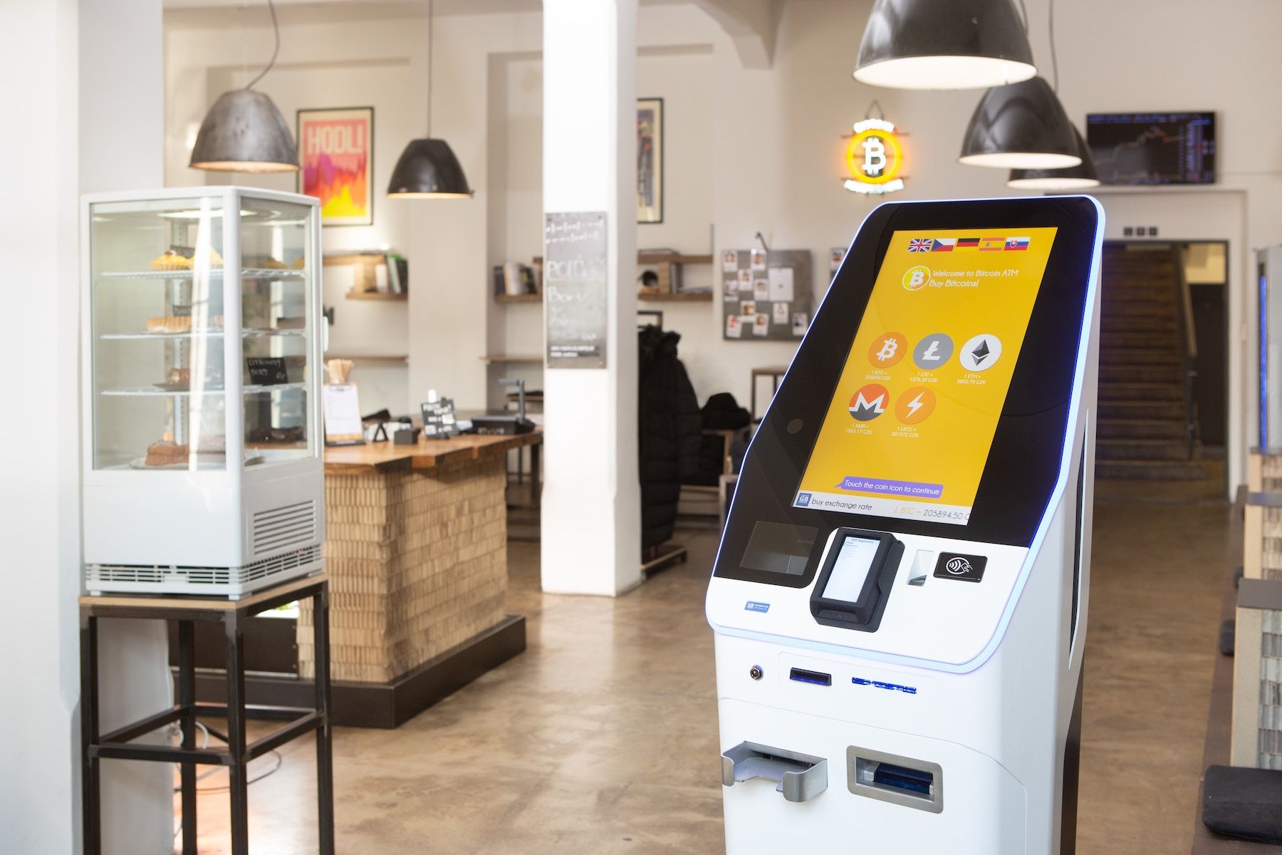 /pt/images/bitcoin-atm.jpg
