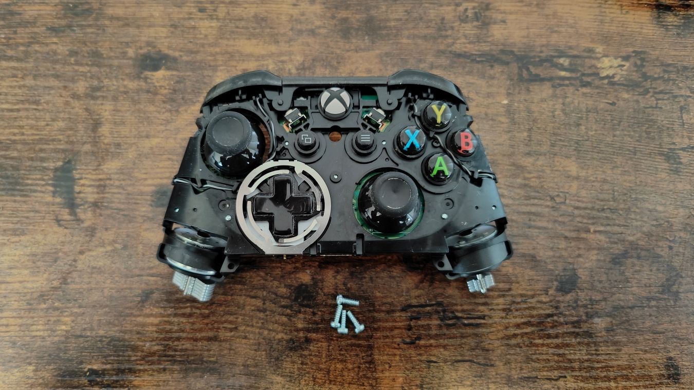 /pt/images/controller-dismantled.jpg