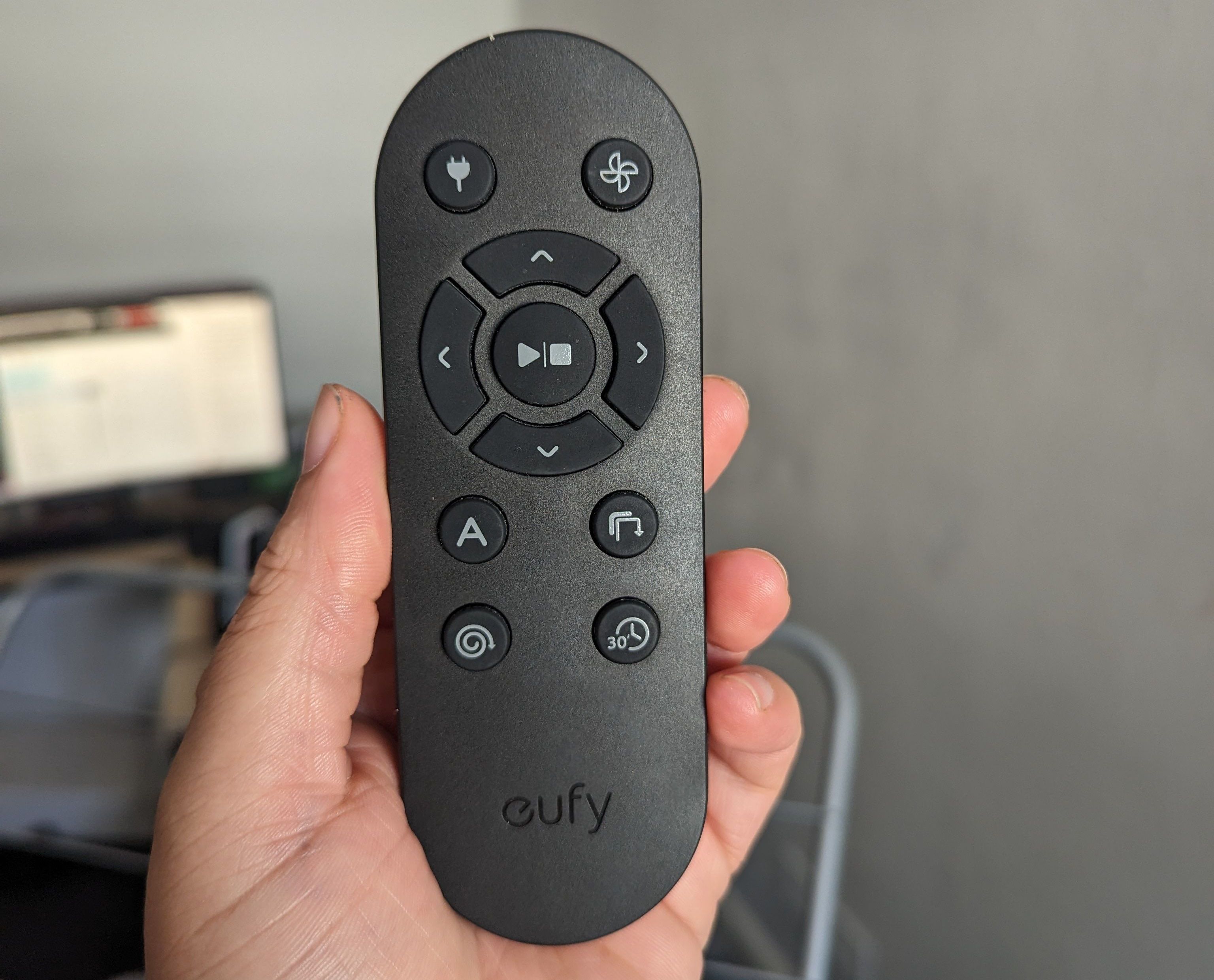 /pt/images/eufy-15c-remote.jpg