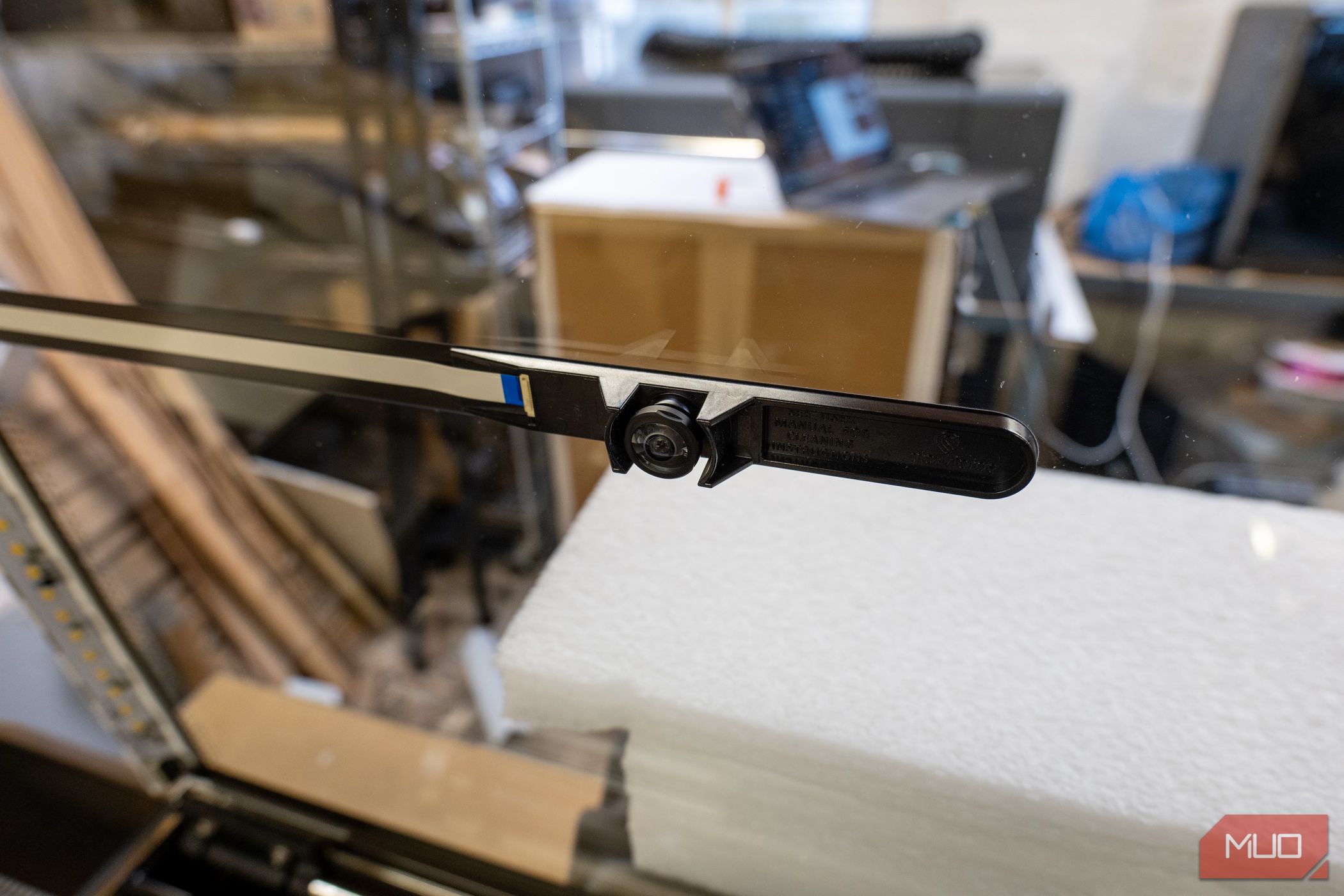 /pt/images/glowforge-pro-review-camera-in-center.jpg