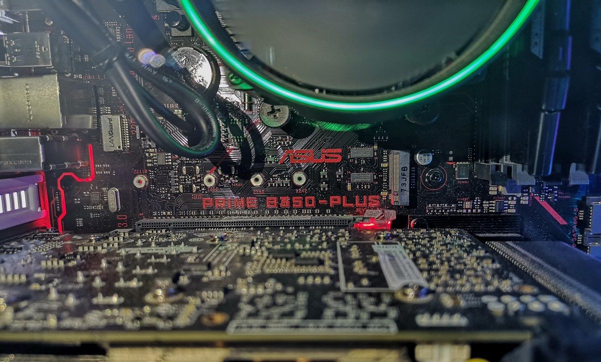 /pt/images/motherboard-model-name-on-physical-board-2.jpg