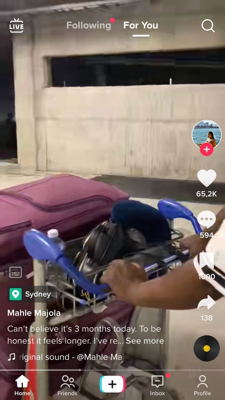 /pt/images/screenshot-of-tiktok-video-playing-on-mobile.jpg