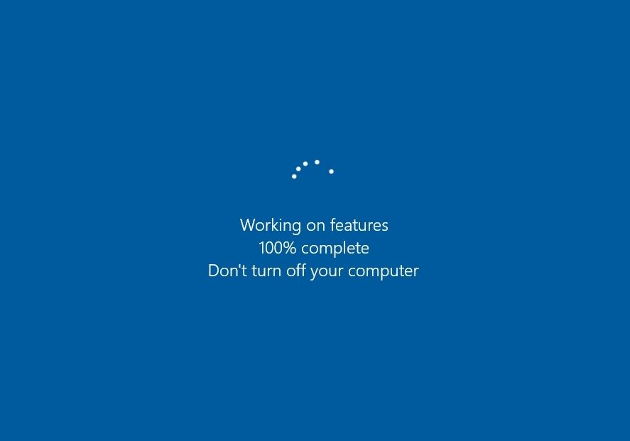 /pt/images/windows-restart-updating-features.jpg