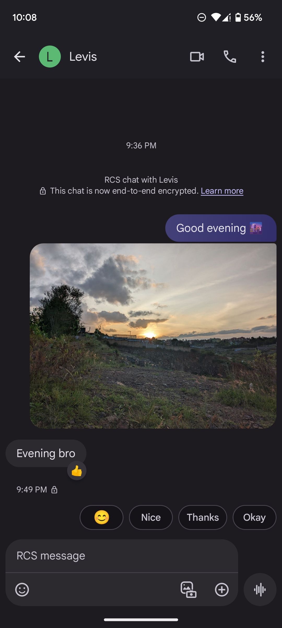 /sv/images/02-reactions-rcs-chat.jpg