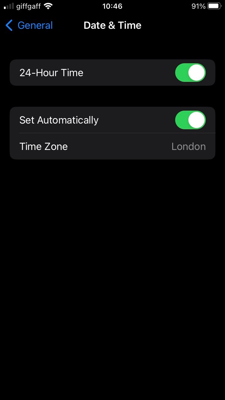 /sv/images/3-date-time-set-automatically-on-the-iphone.jpg