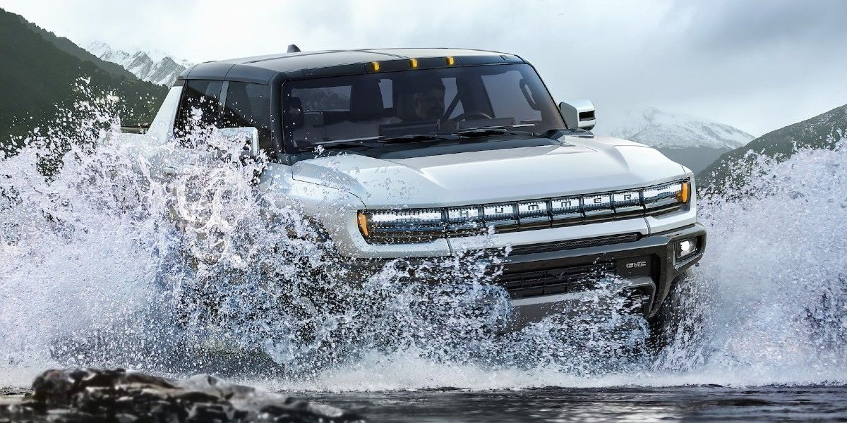/sv/images/A-new-Hummer-drivers-through-water.jpg