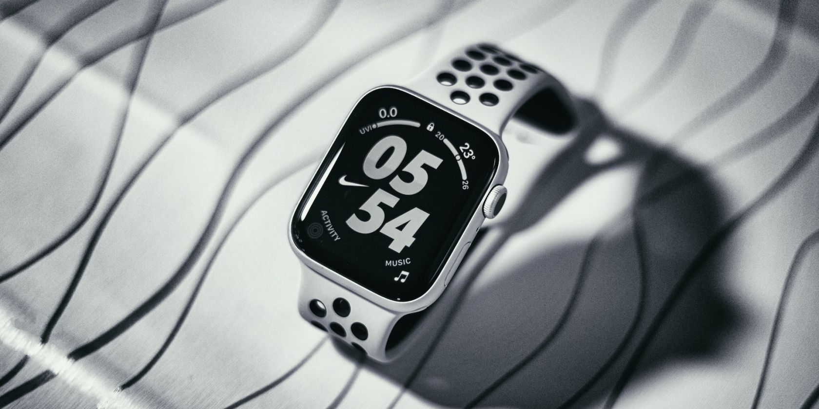/sv/images/Apple-Watch-Nike-with-white-strap.jpg