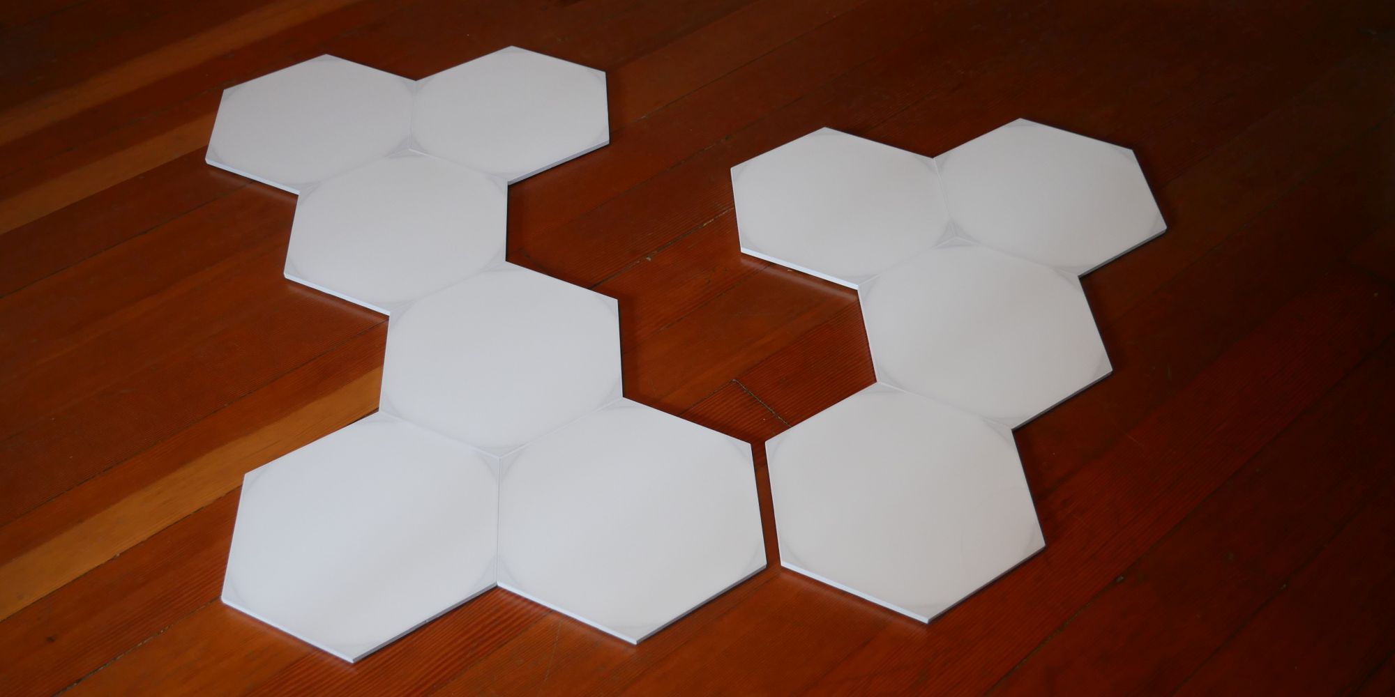 /sv/images/Nanoleaf-Shapes-Hexagons-Layout-on-Floor.jpg