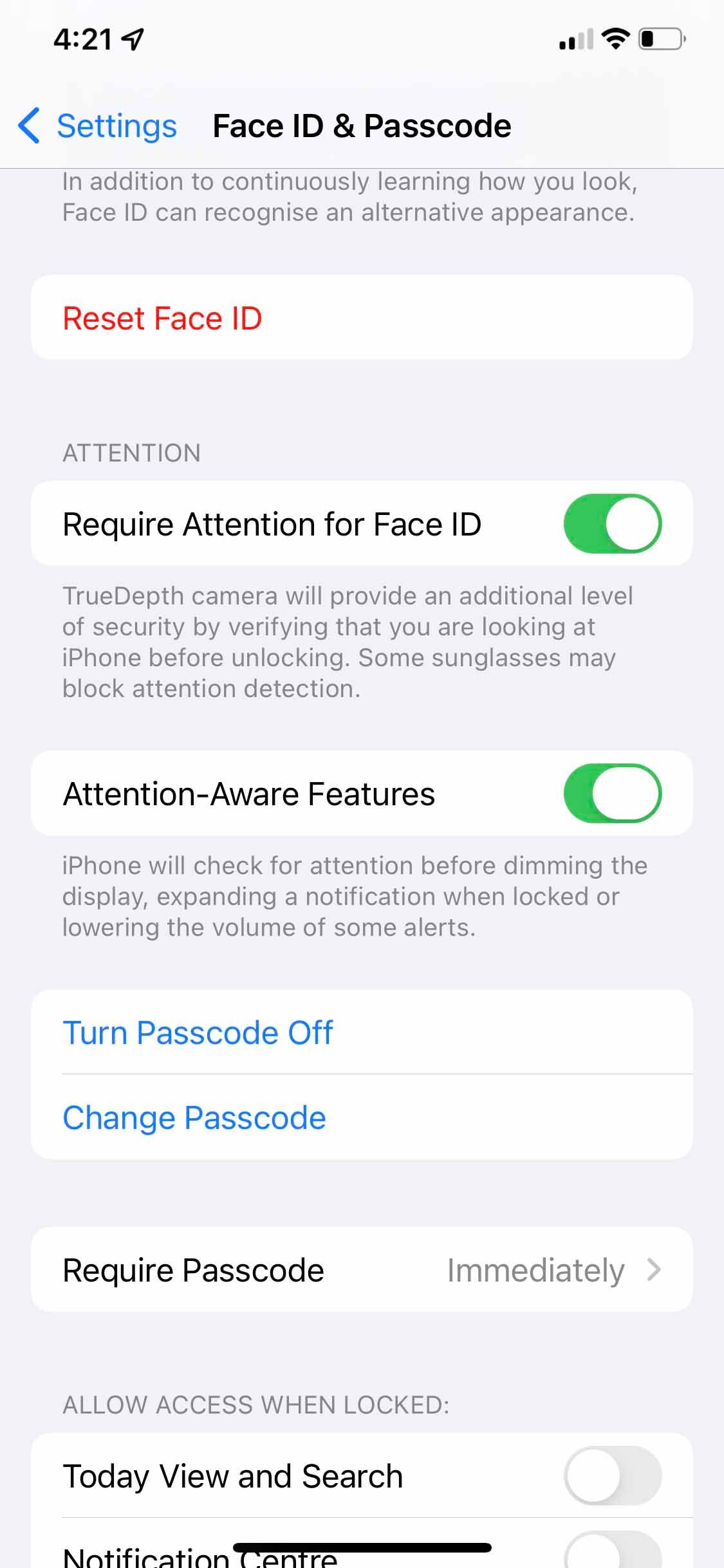 /sv/images/attention-aware-iphone-feature.jpg