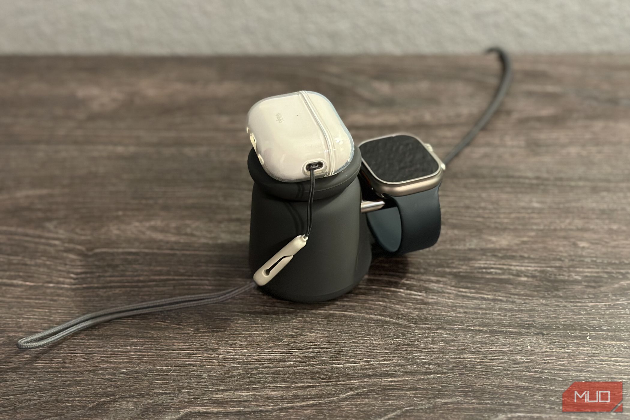 /sv/images/belkin-boostcharge-pro-2-in-1-apple-watch-airpods.jpg