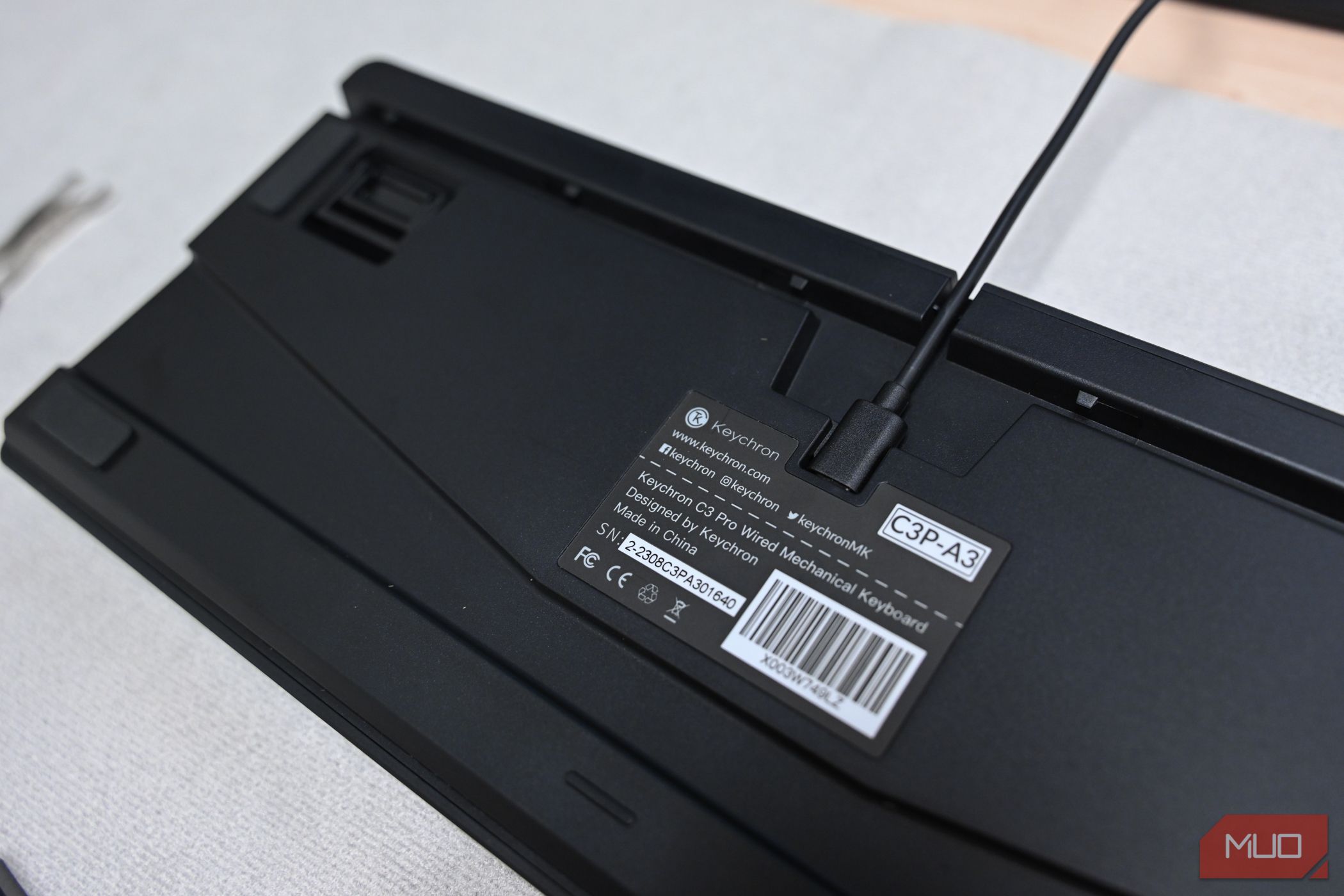 /sv/images/cable-plugged-in-the-bottom-of-the-keychron-c3-projpg_53239123705_o.jpg