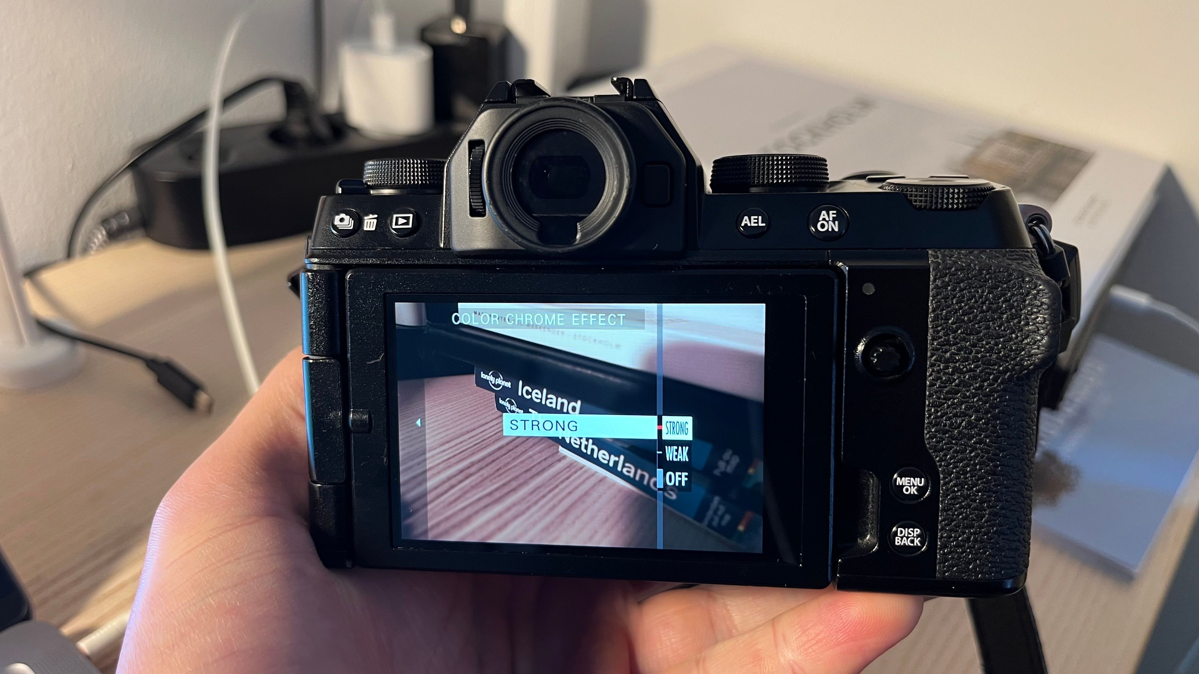/sv/images/camera-color-chrome-effect.jpeg