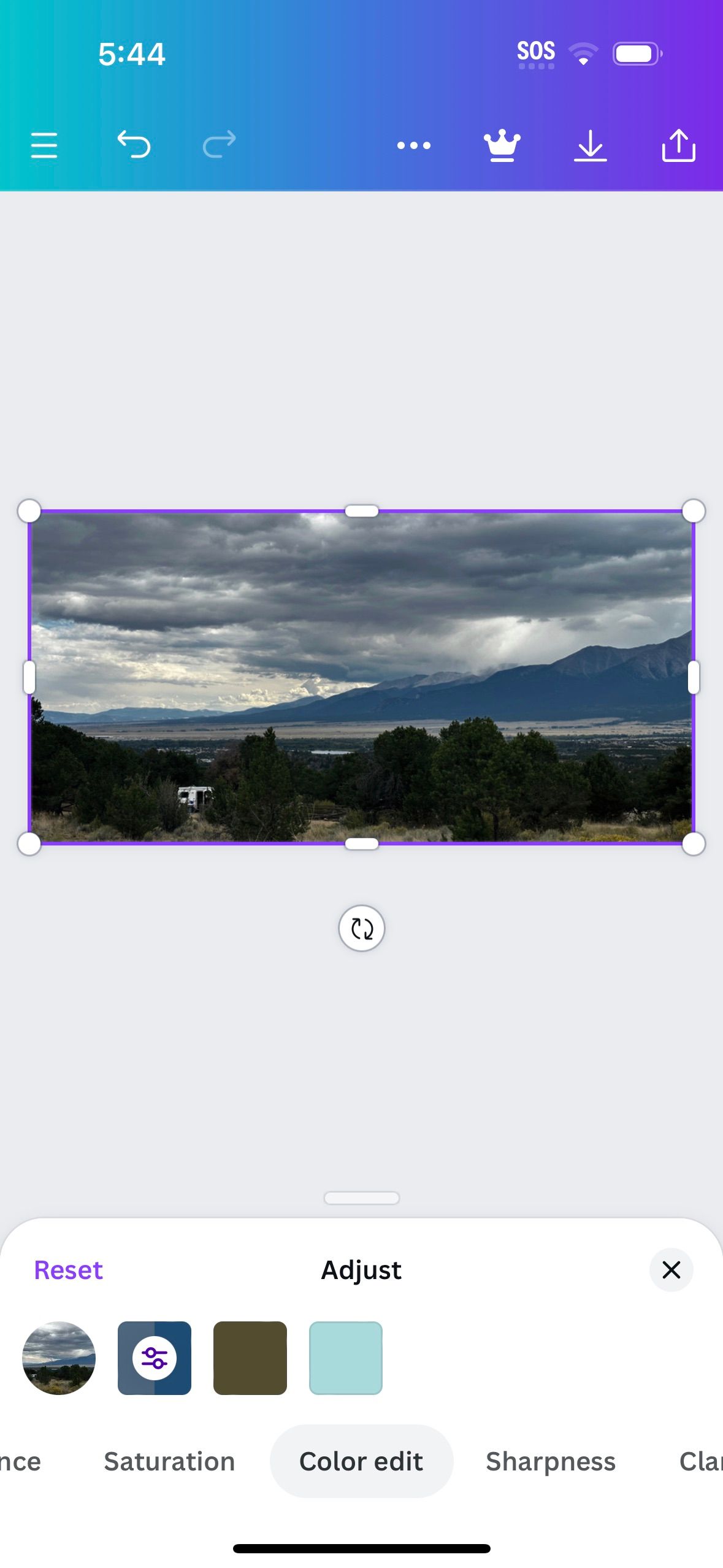 /sv/images/canva-s-app-color-edit-option-found.jpeg