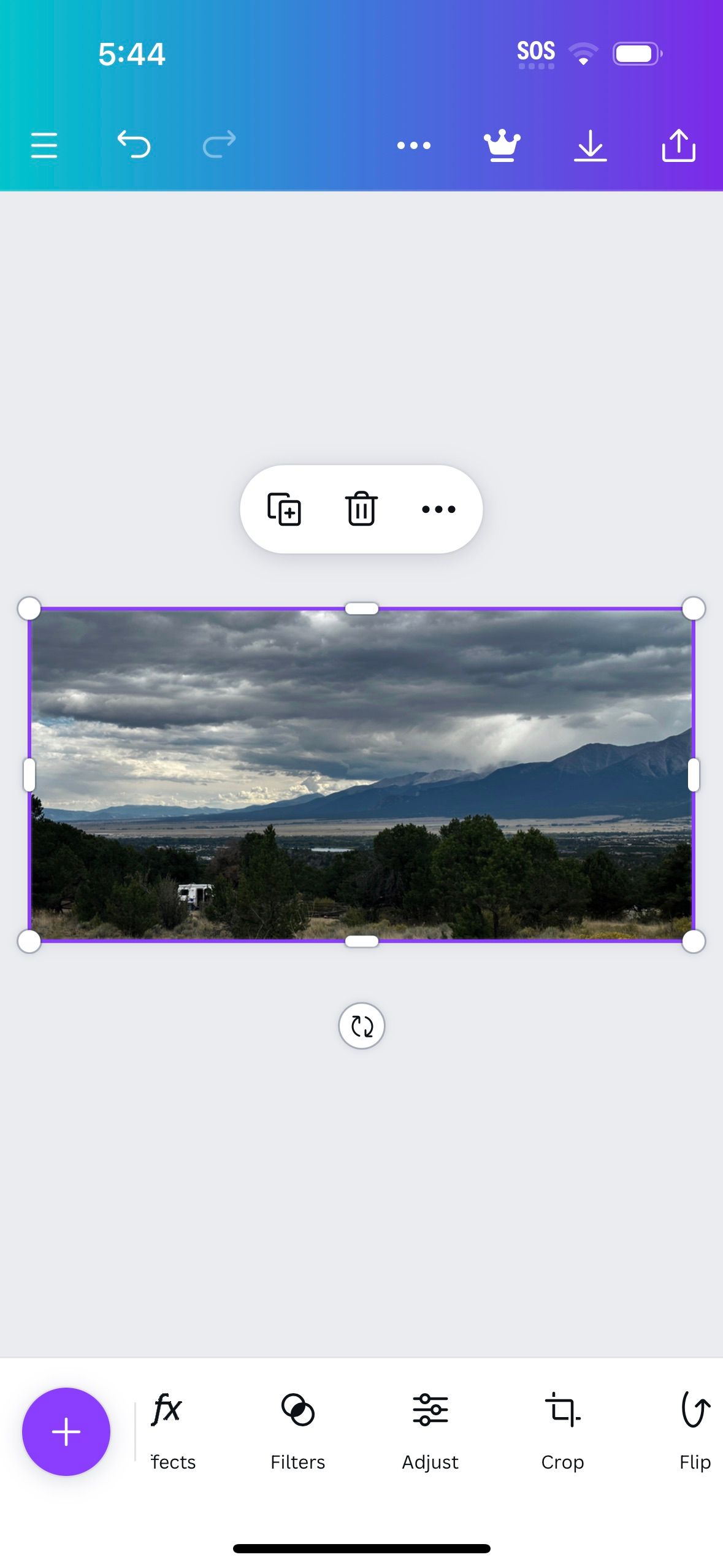 /sv/images/canva-s-app-editor-page-open-with-picture-of-mountains.jpeg