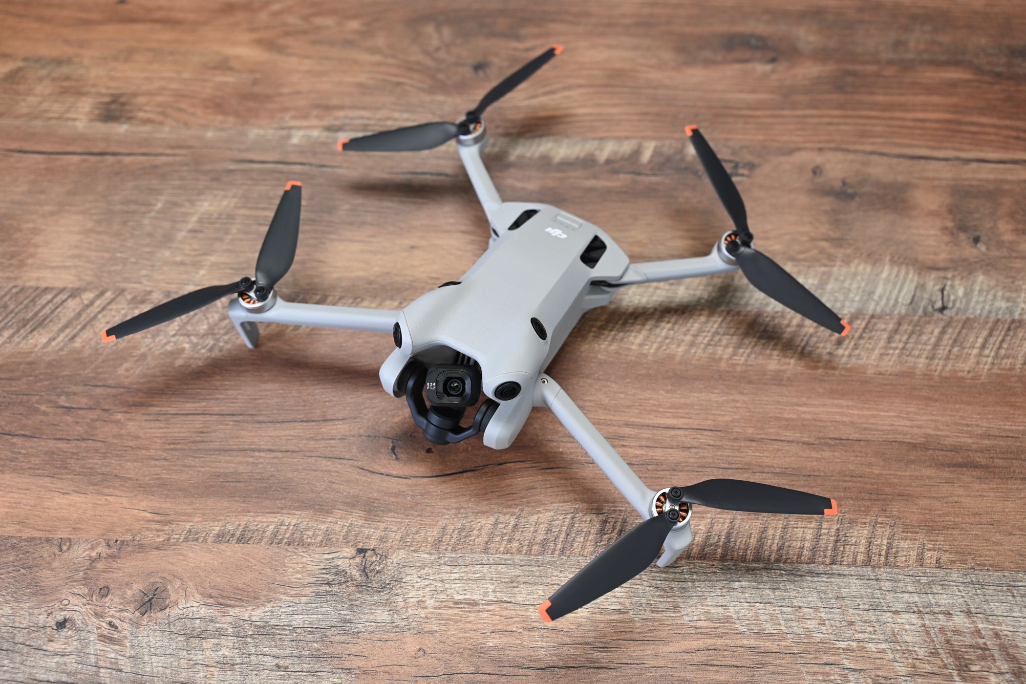 /sv/images/dji-mini-4-pro-1.jpg